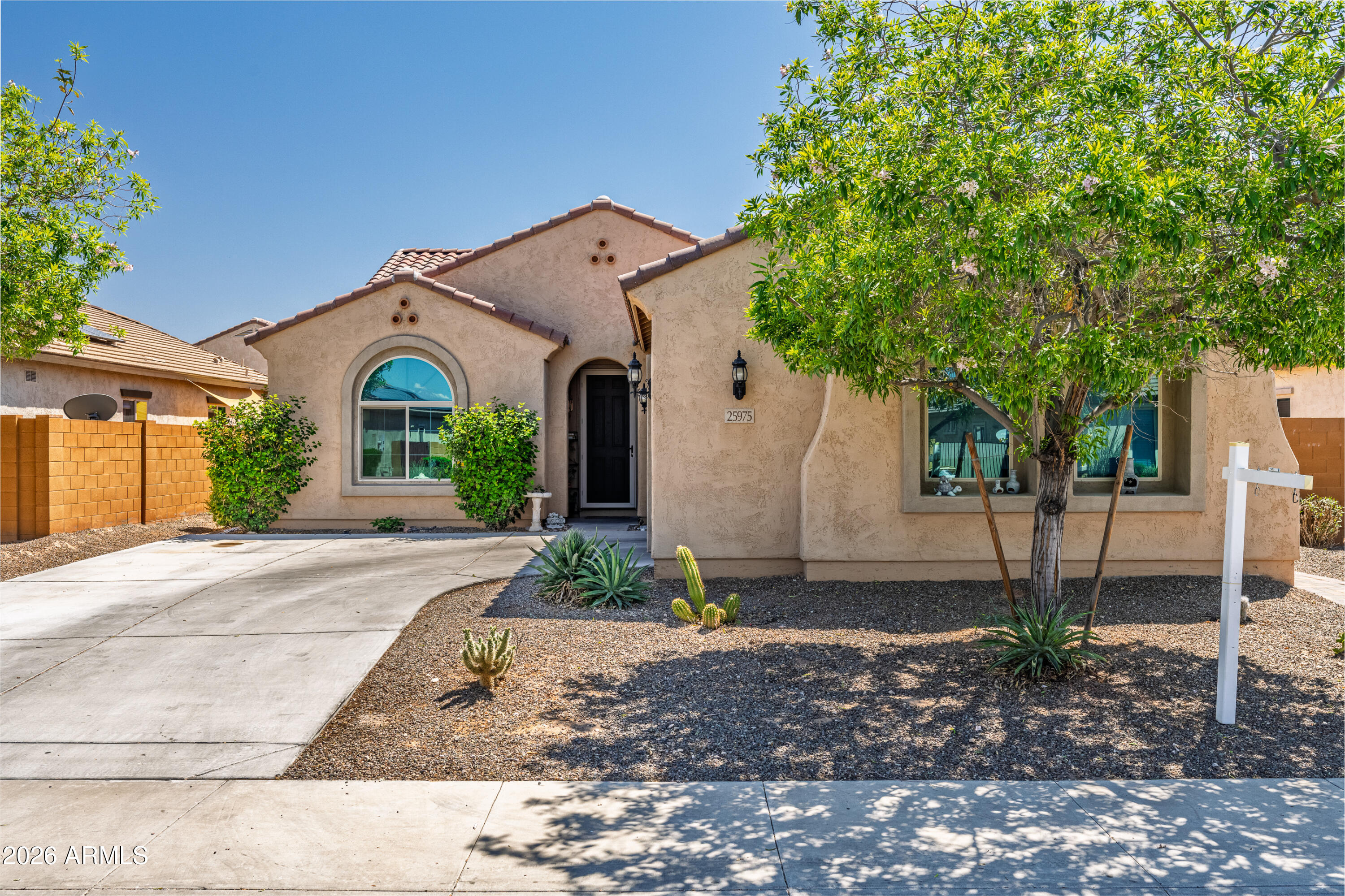 25975 W WAHALLA Lane