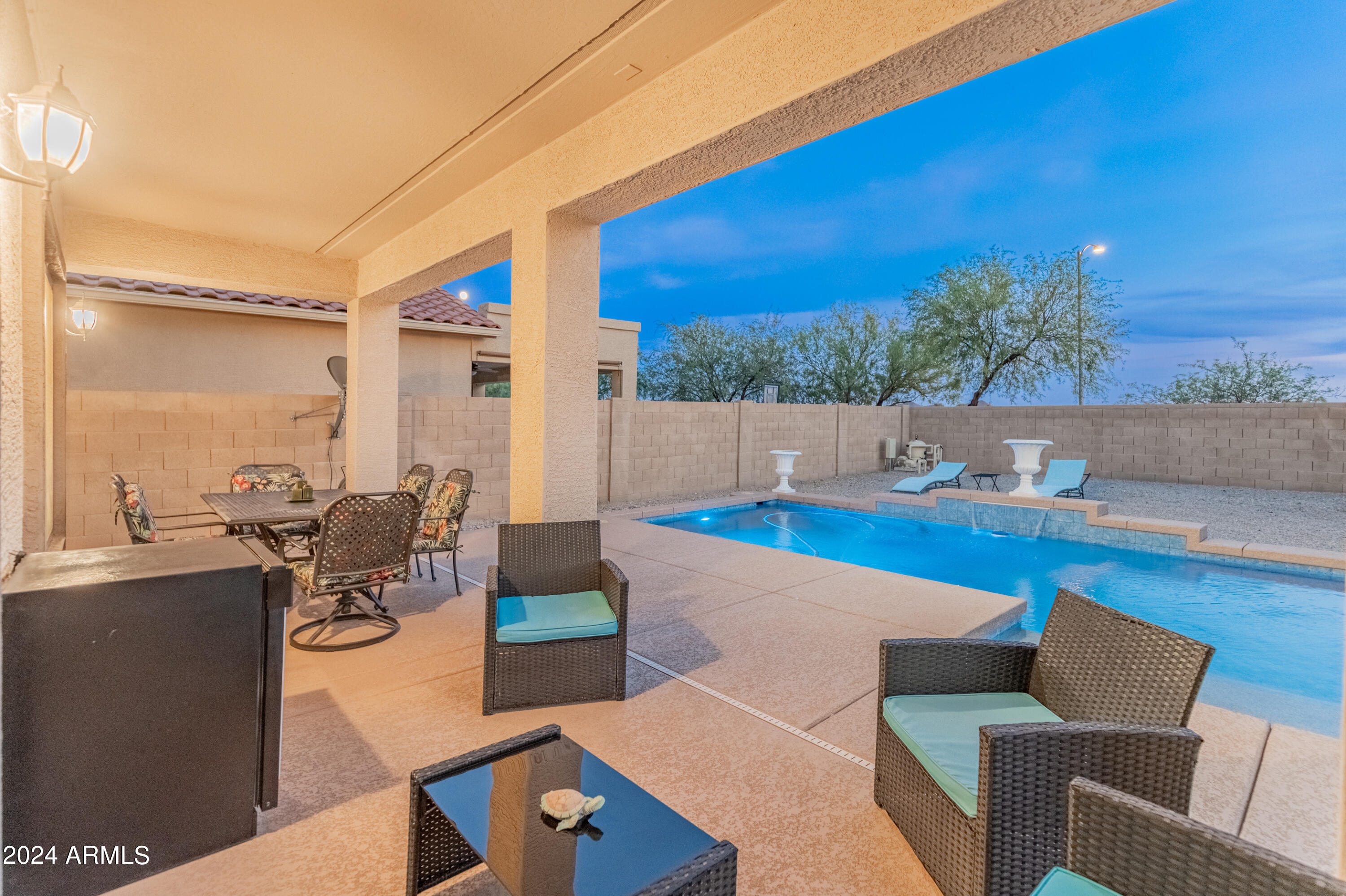 4535 W COTTONTAIL Road