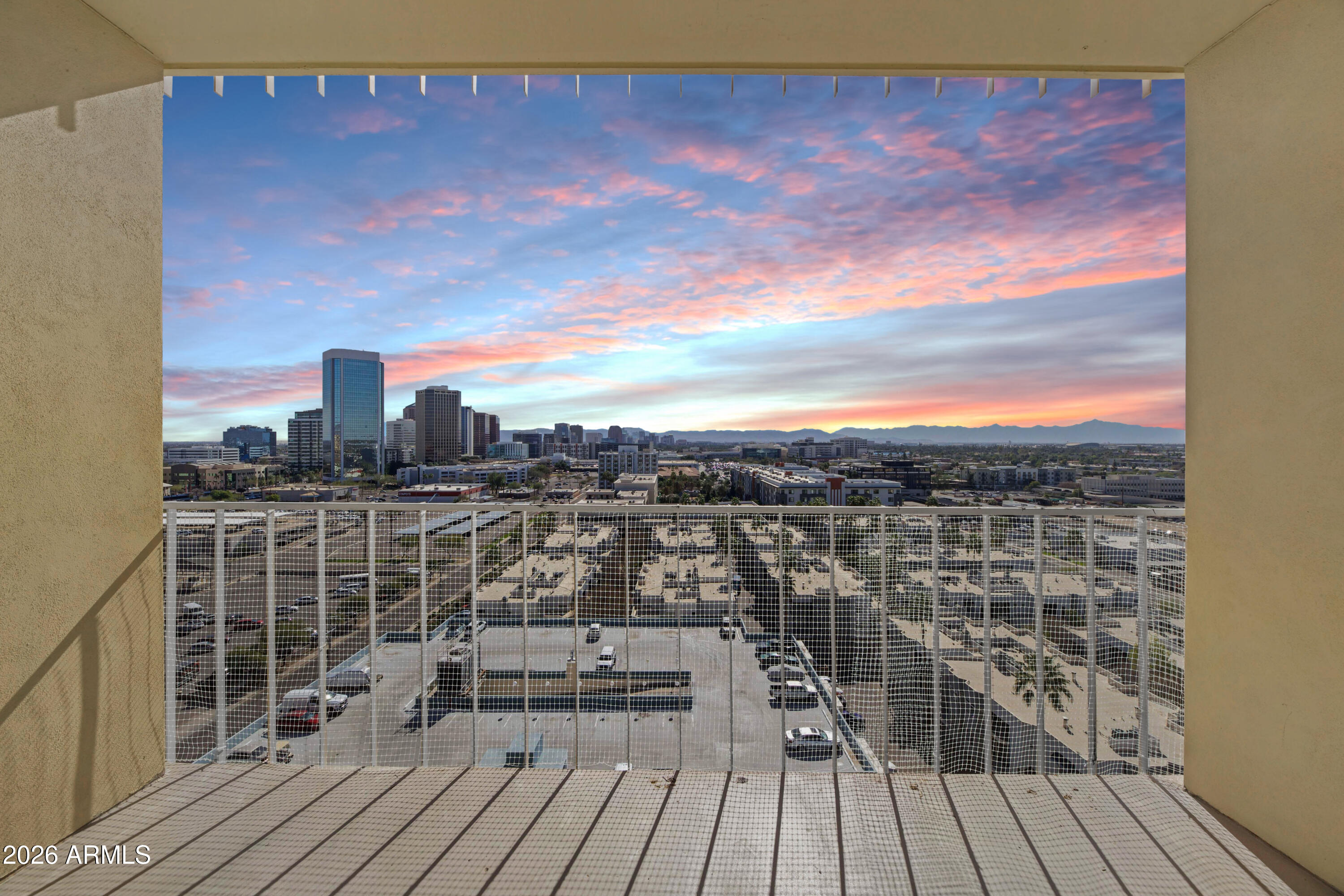 207 W Clarendon Avenue A12