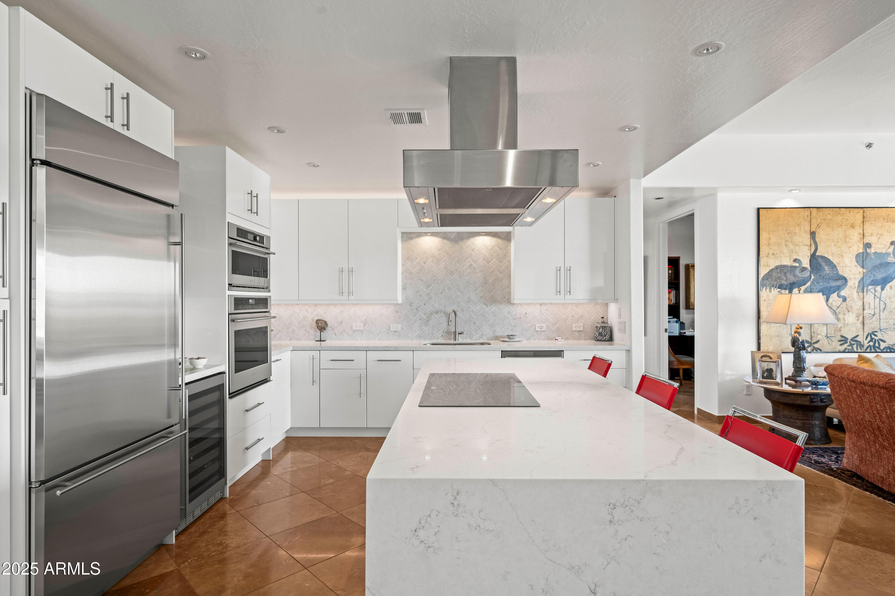 17 W VERNON Avenue 508