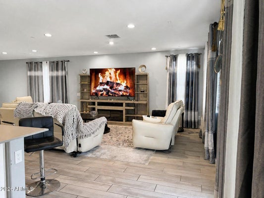 9444 W ROMA AVE, PHOENIX, AZ 85037 - Image b4511bc2cc915eb5cc910f04782f964d/3916537898