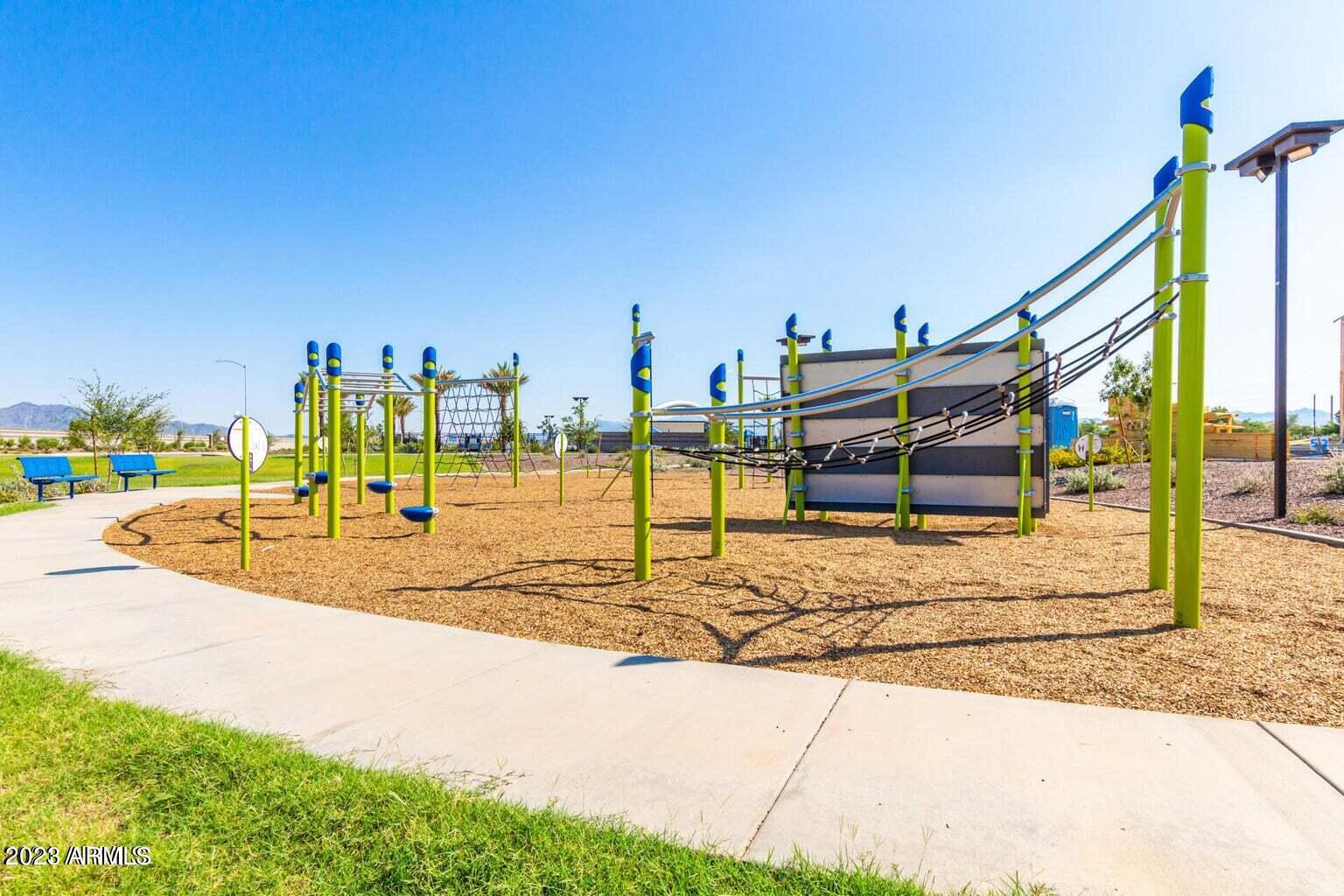 5750 W RAYMOND Street