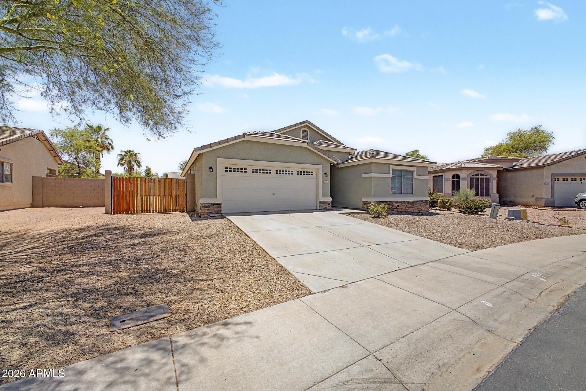 1531 W SAINT CATHERINE Avenue