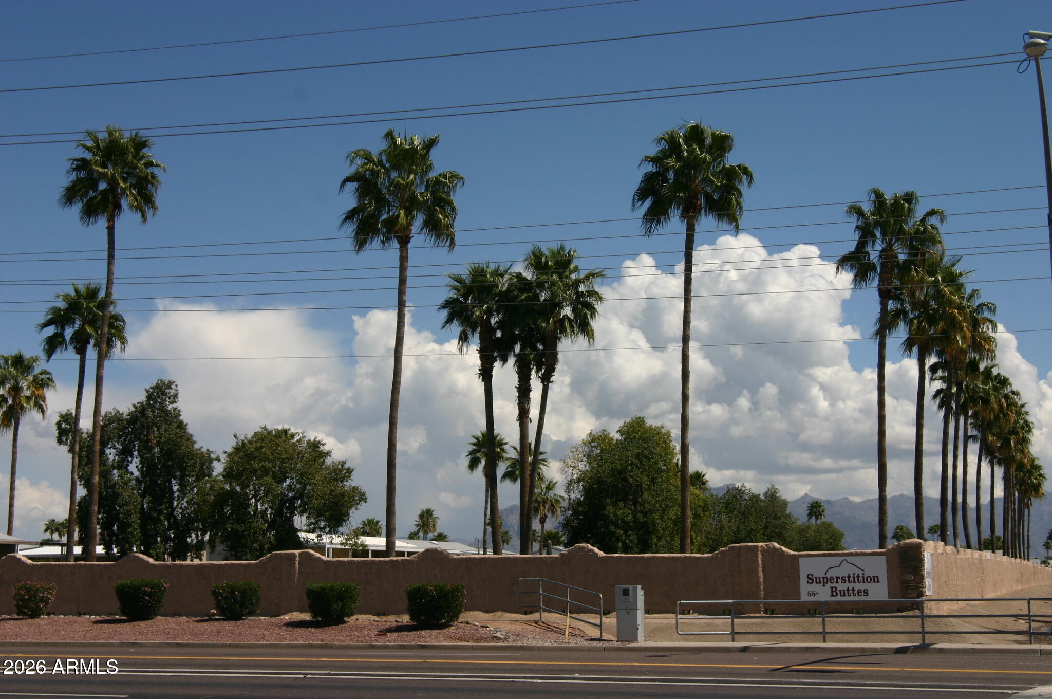 Superstition Buttes Moblie Home Park - Residential