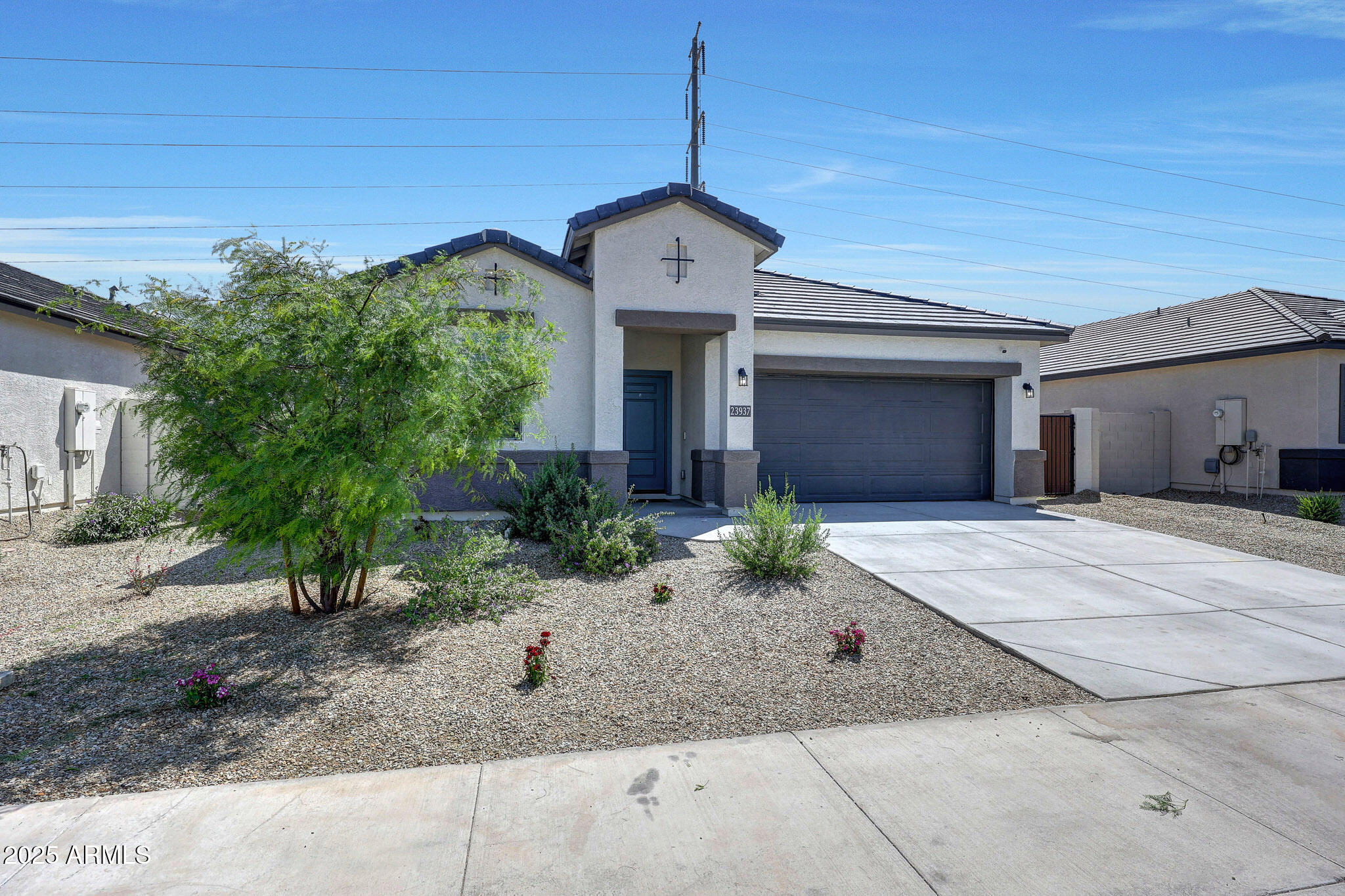 23937 W HOPI Street