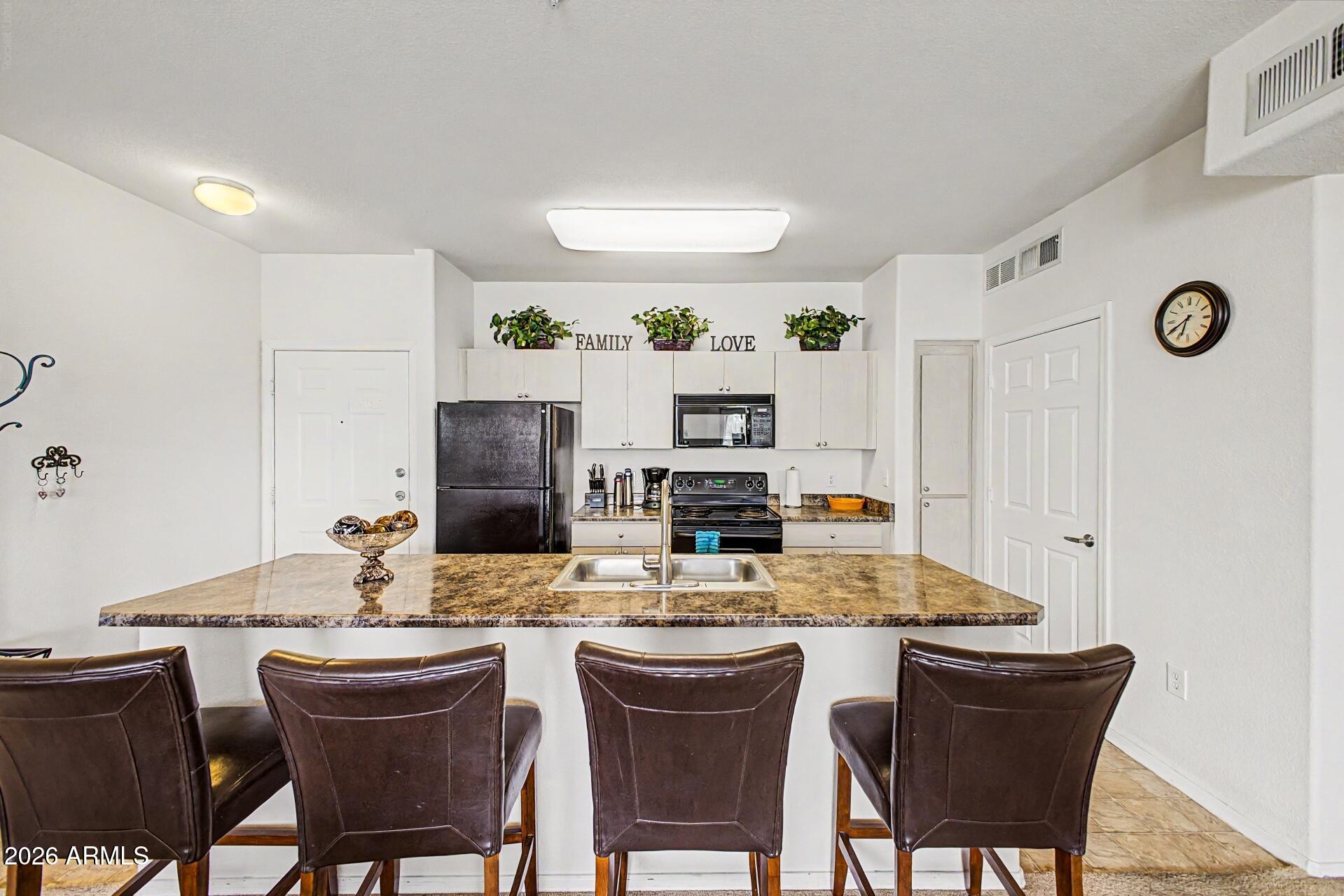 18416 N CAVE CREEK Road 2008