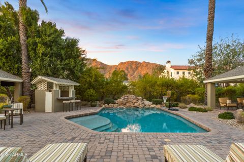 4413 N CAMINO ALLENADA -- Phoenix AZ 85018