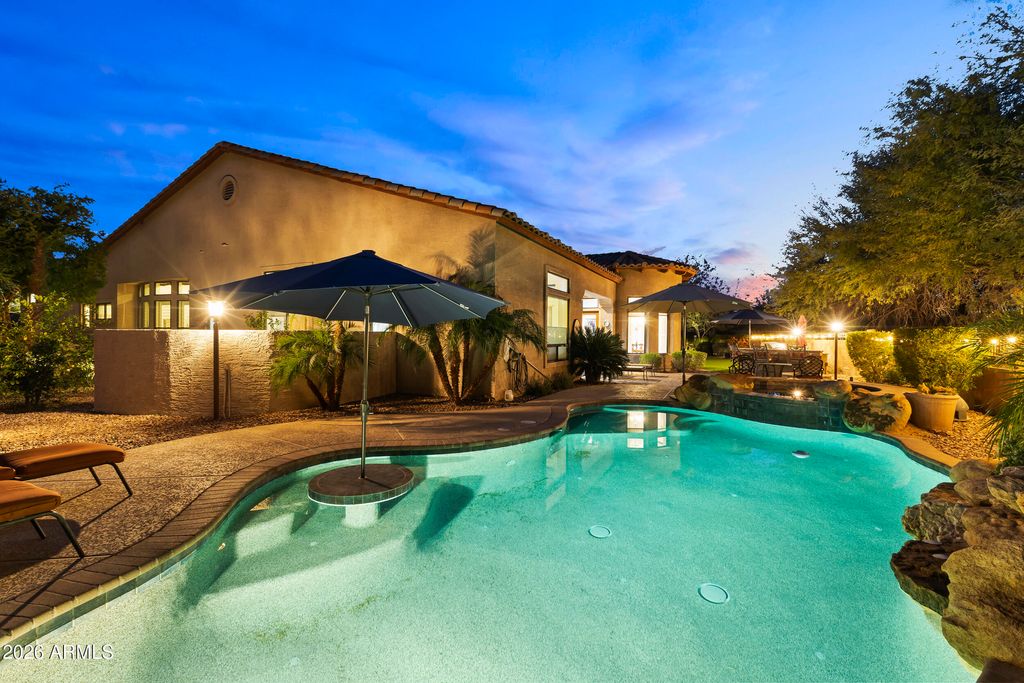 Photo of 4123 N Silver Ridge Circle, Mesa, AZ 85207 (MLS # 6976990)