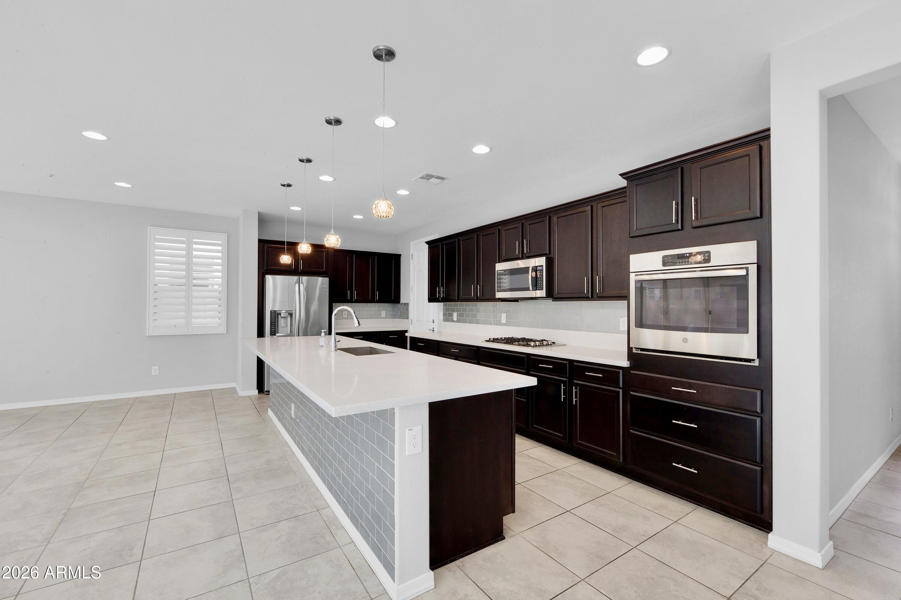 2379 W Whisper Rock Trail