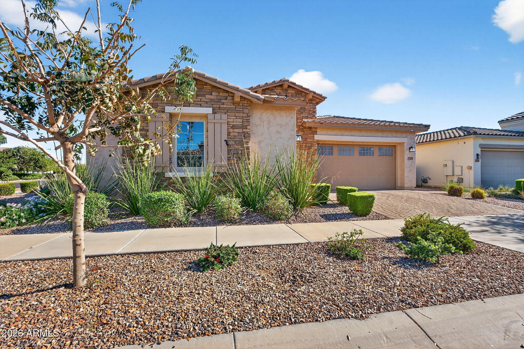 10253 E AMPERE Avenue