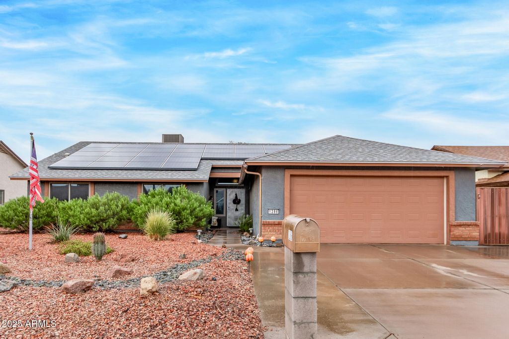 Photo of 1286 E Avenida Grande, Casa Grande, AZ 85122 (MLS # 6932607)
