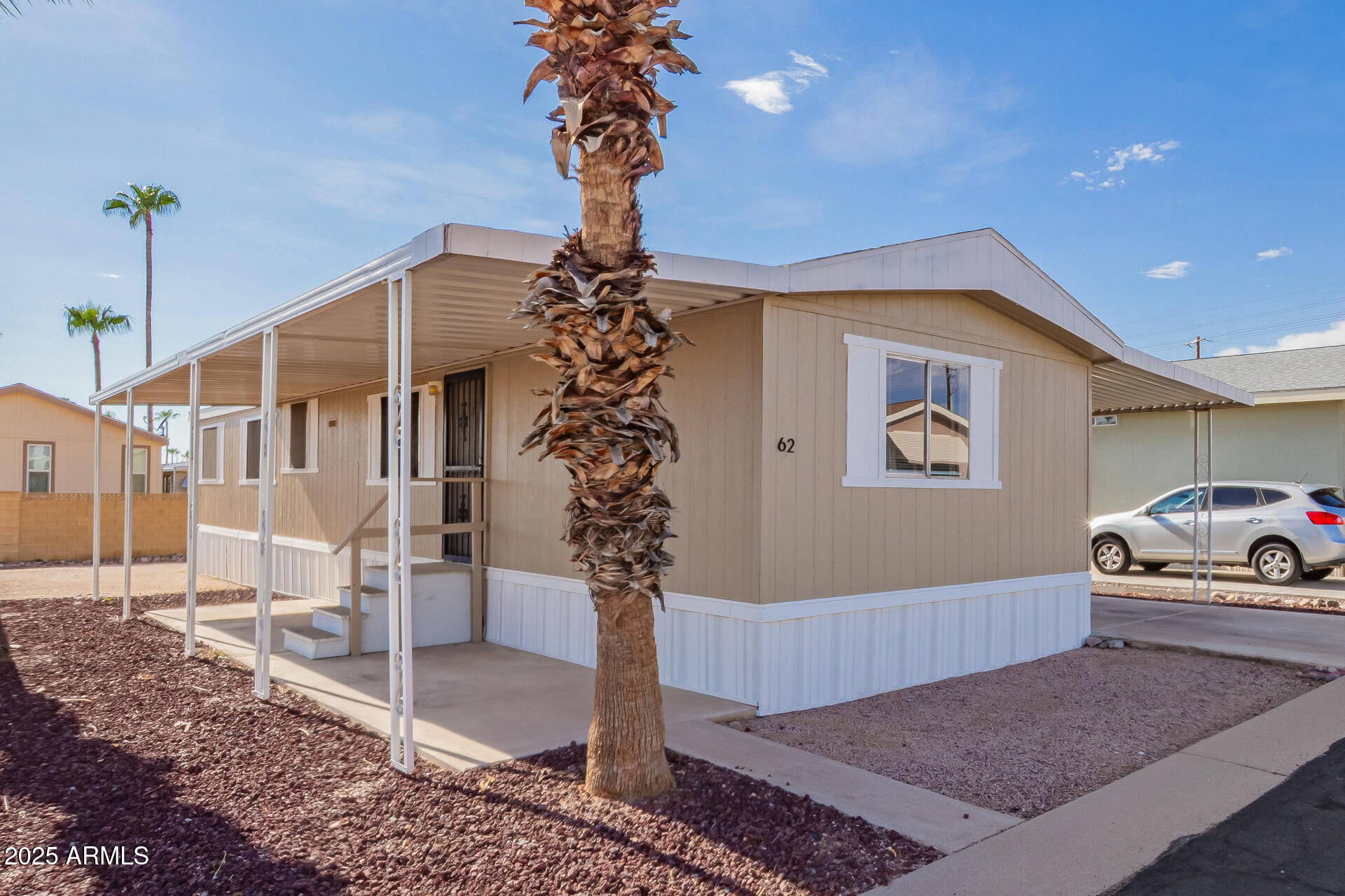 9427 E UNIVERSITY Drive 62