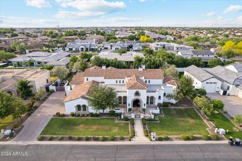 2748 E WARBLER Road Gilbert AZ 85297