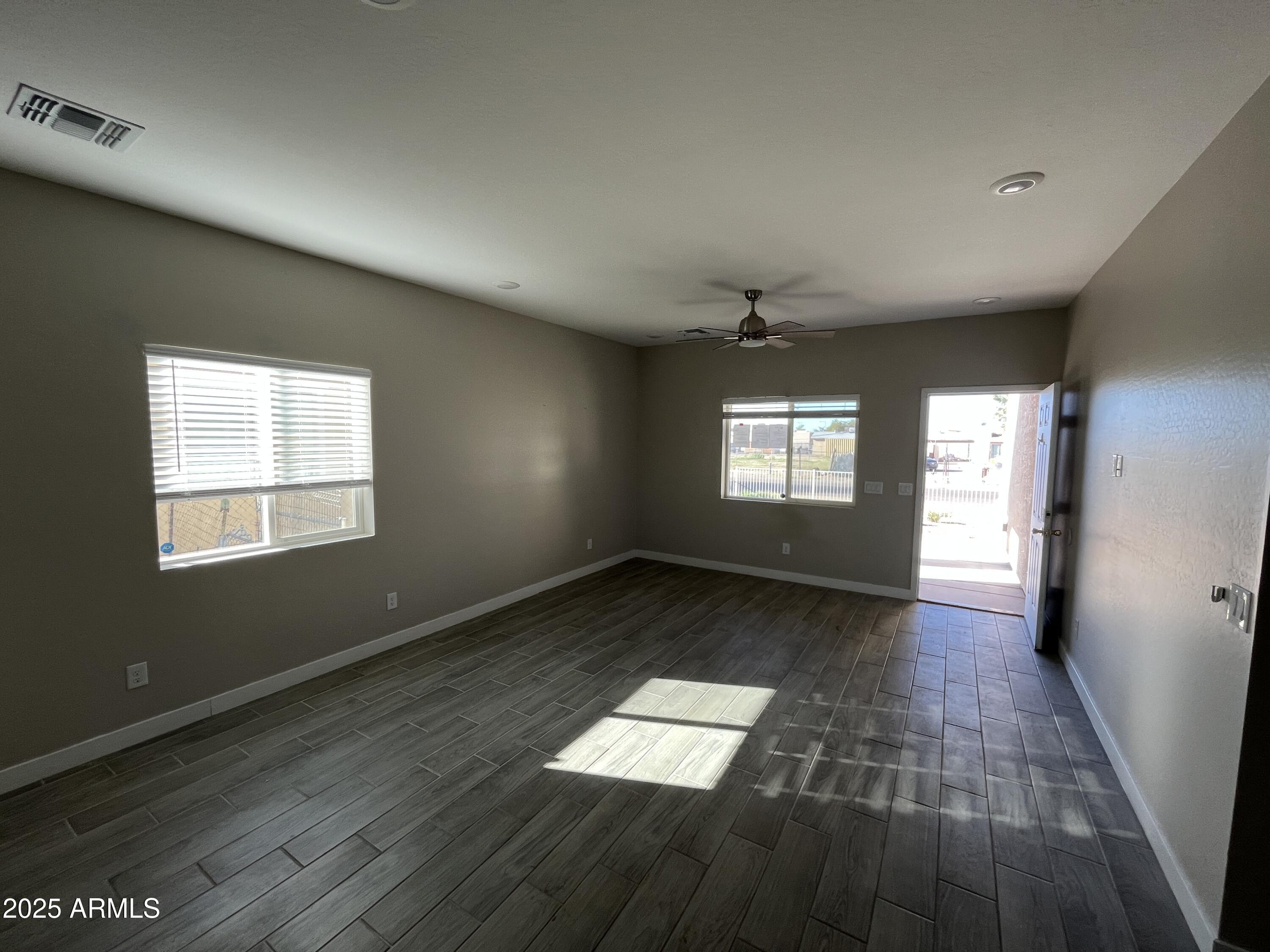 21770 W HARDING Avenue