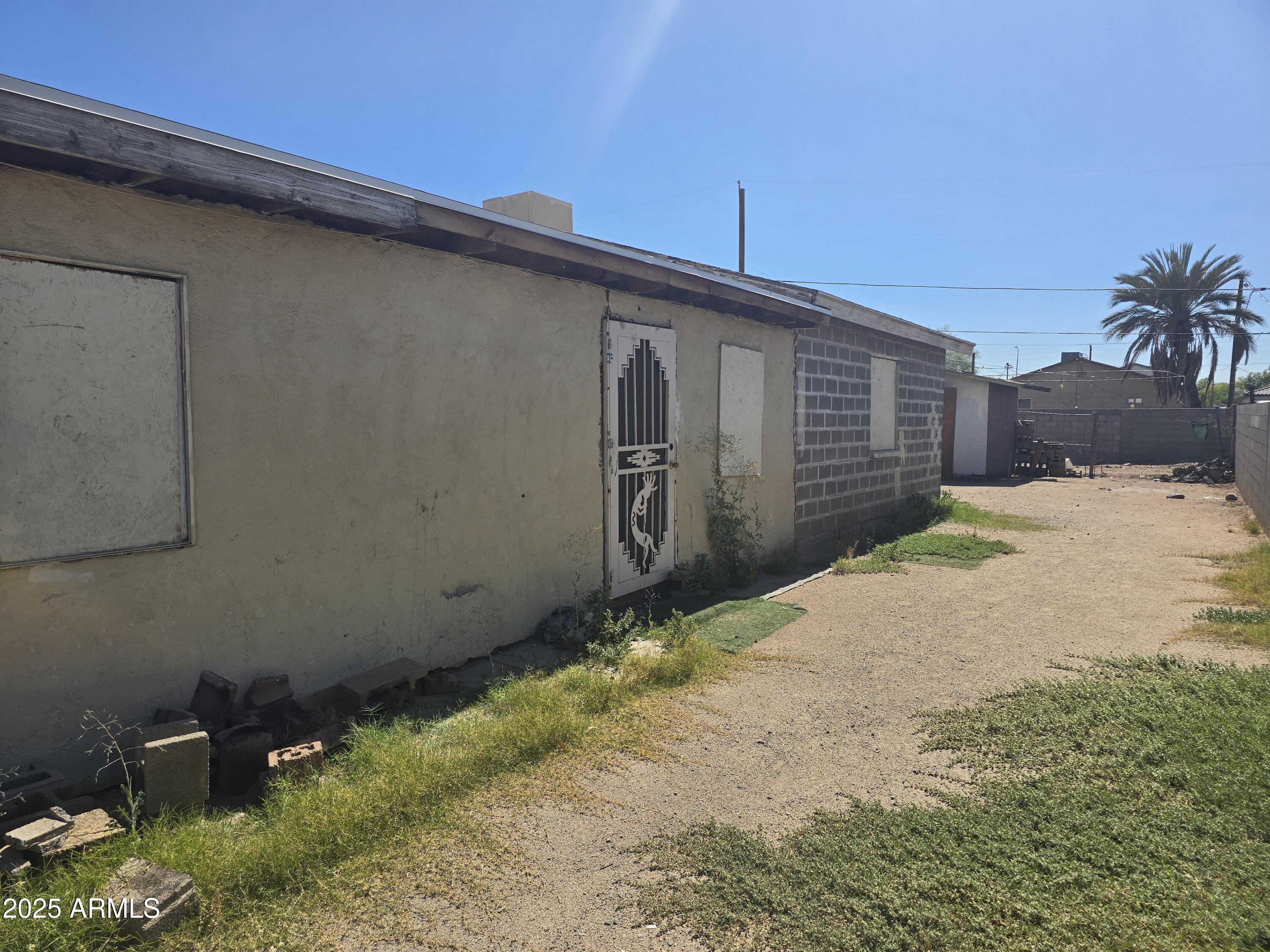 4422 S 8TH Place