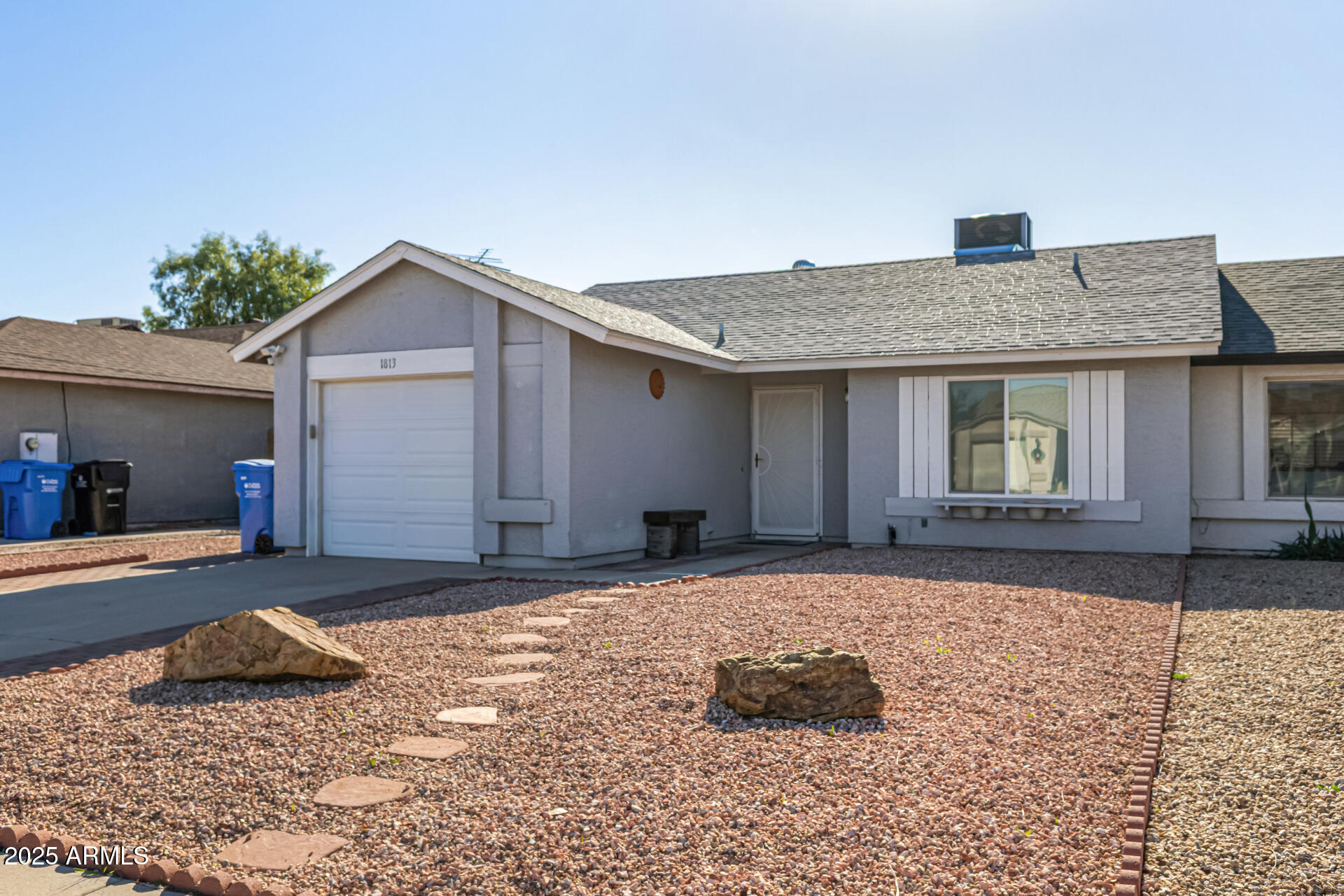 1813 E GRANDVIEW Road