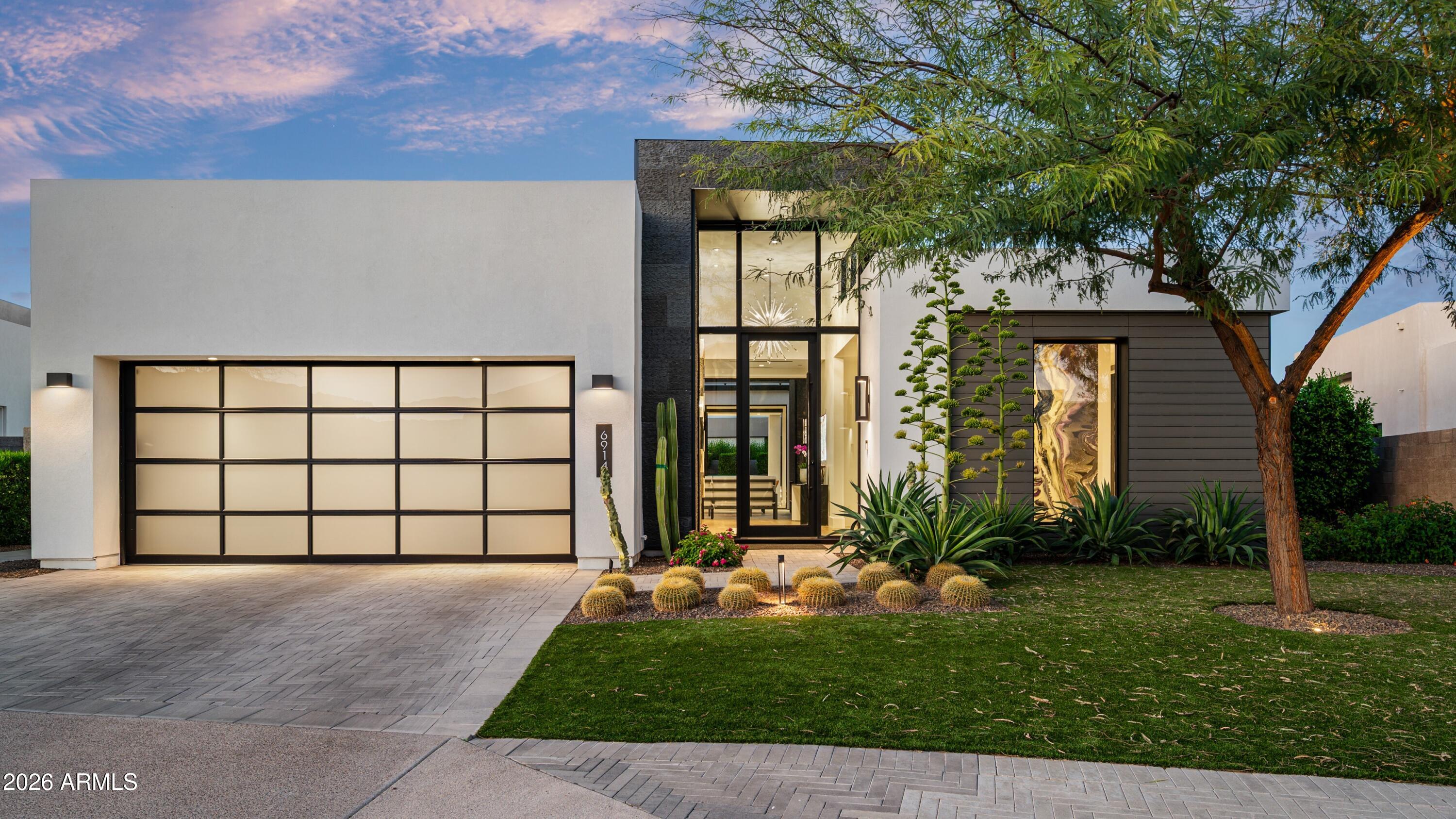 6914 E CACTUS WREN Road
