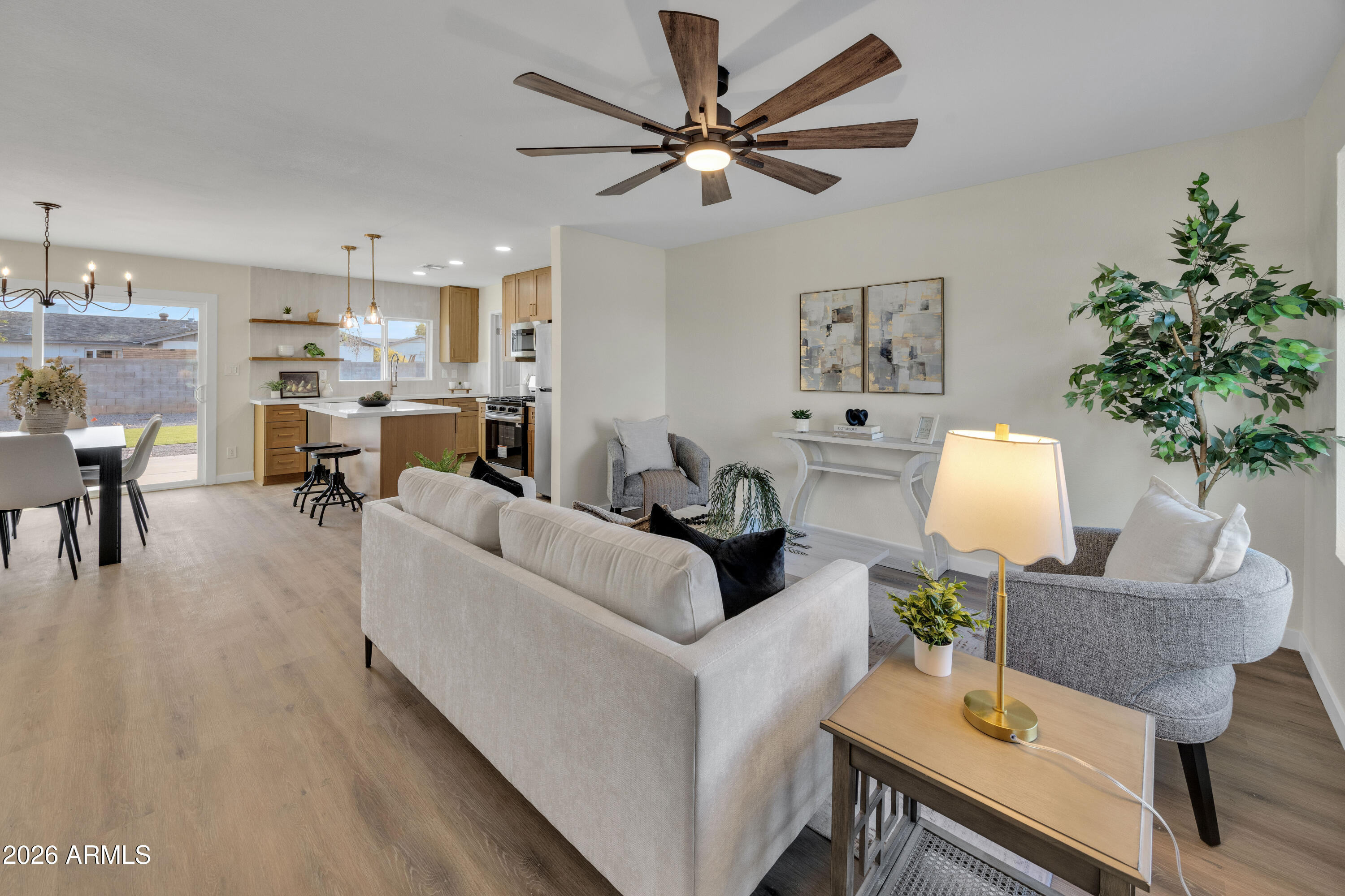 643 E HARMONY Avenue