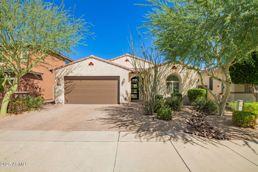 Photo of 12054 W Deer Valley Court, Sun City, AZ 85373 (MLS # 6917393)