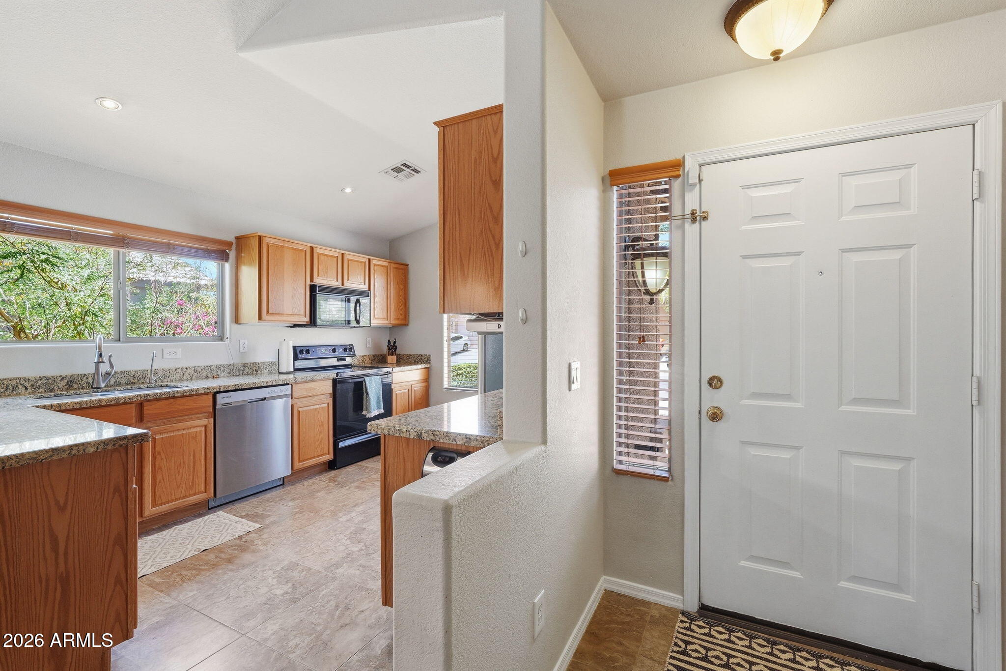 2615 E BEAUTIFUL Lane