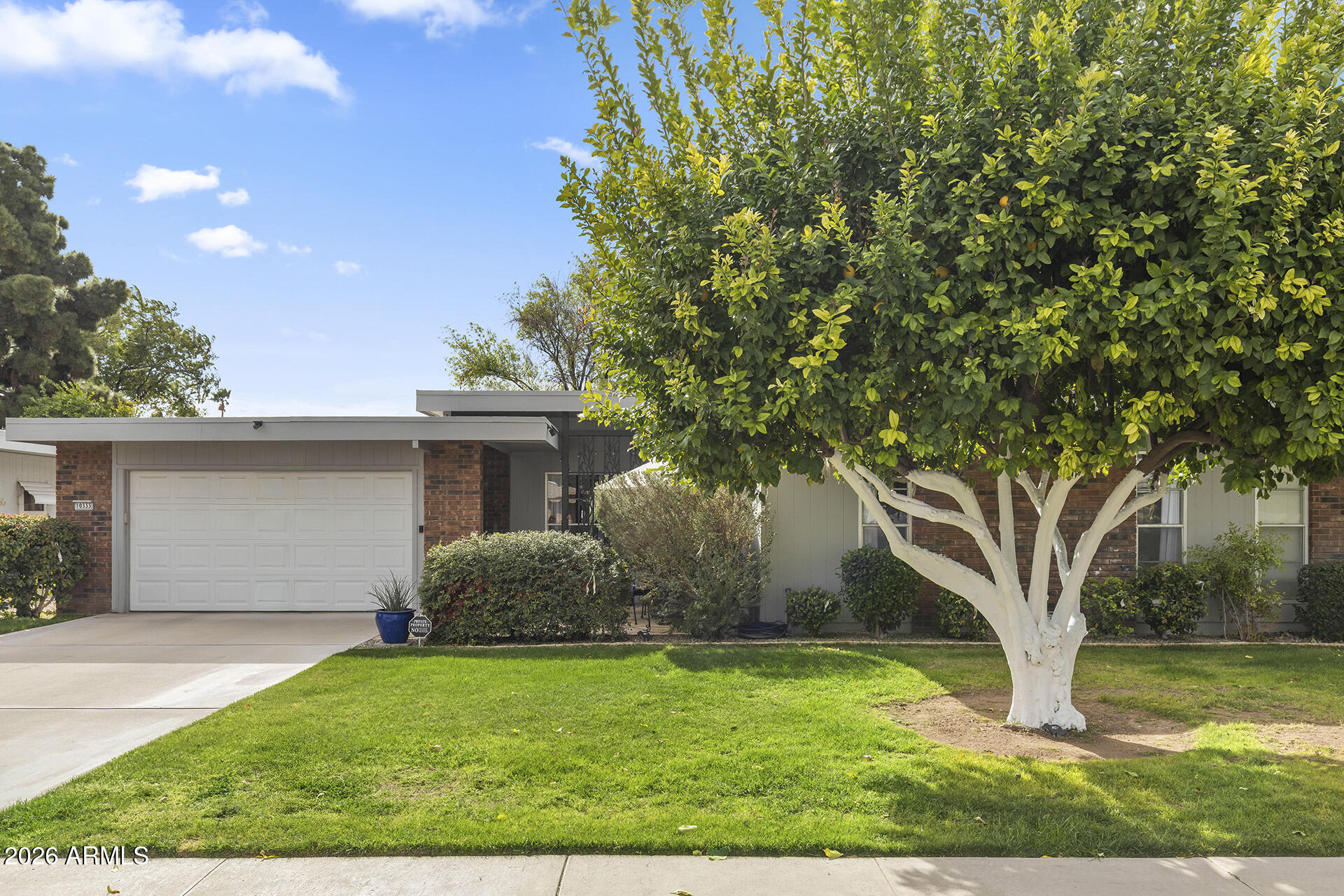 10333 W HIGHWOOD Lane