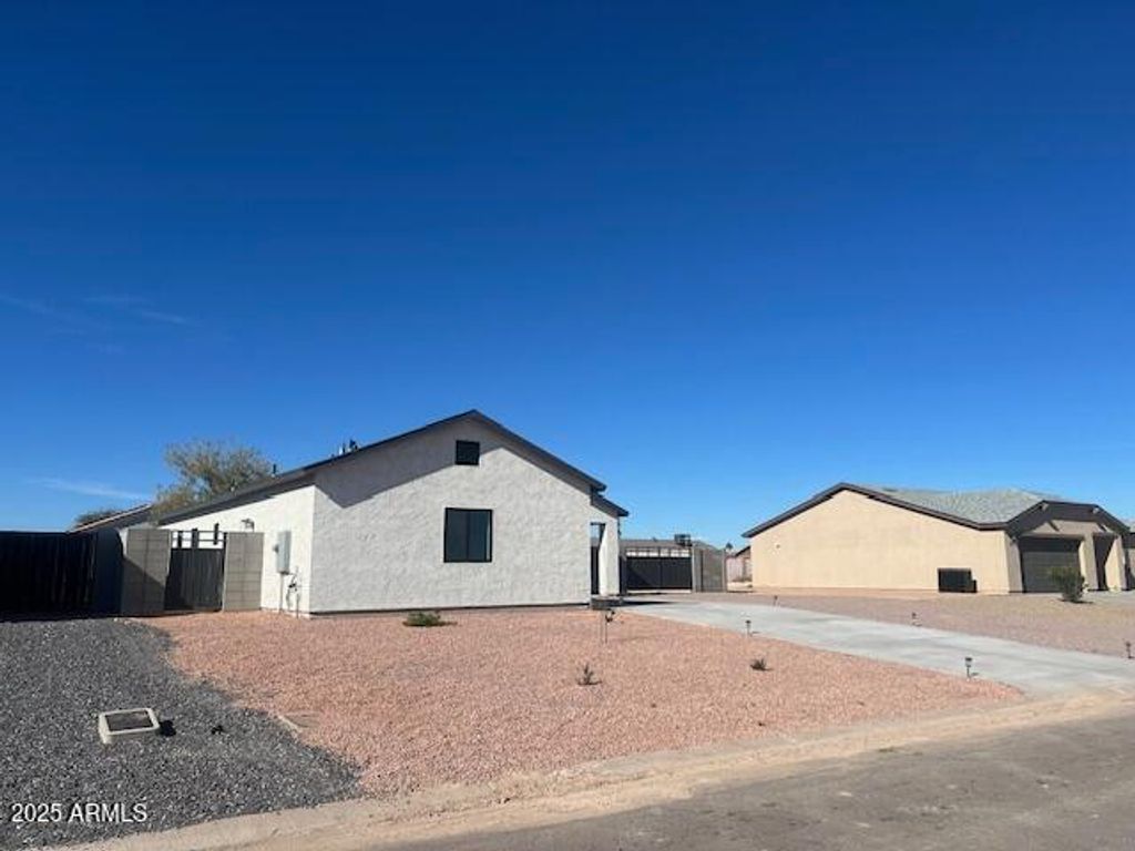 Photo of 15988 S Yava Road, Arizona City, AZ 85123 (MLS # 6954387)