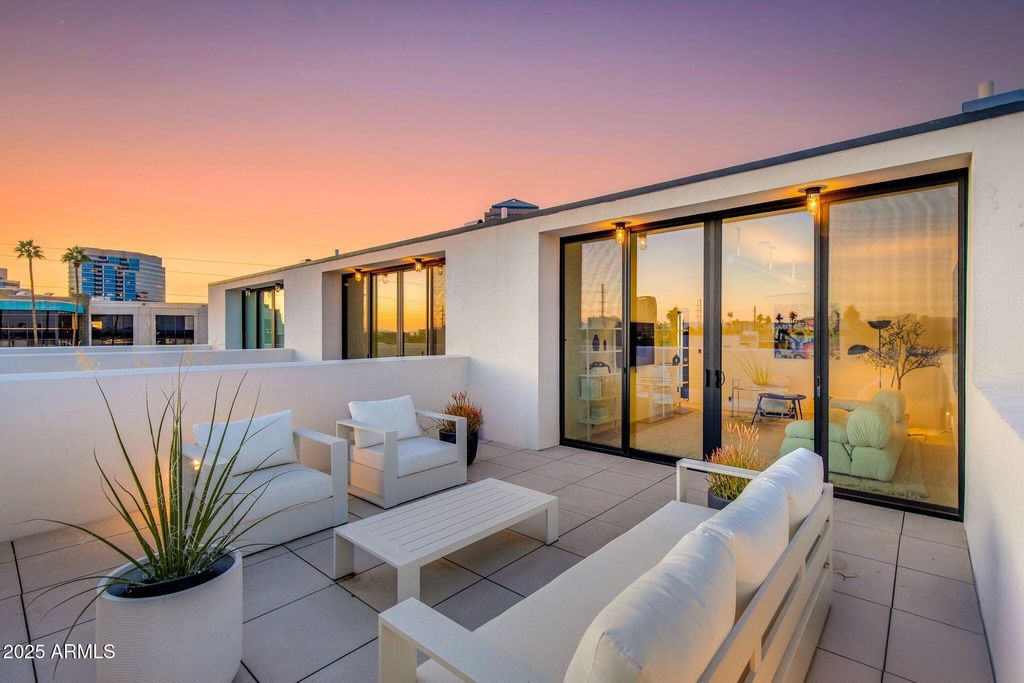 Photo of 312 E Windsor Avenue #4, Phoenix, AZ 85004 (MLS # 6946073)