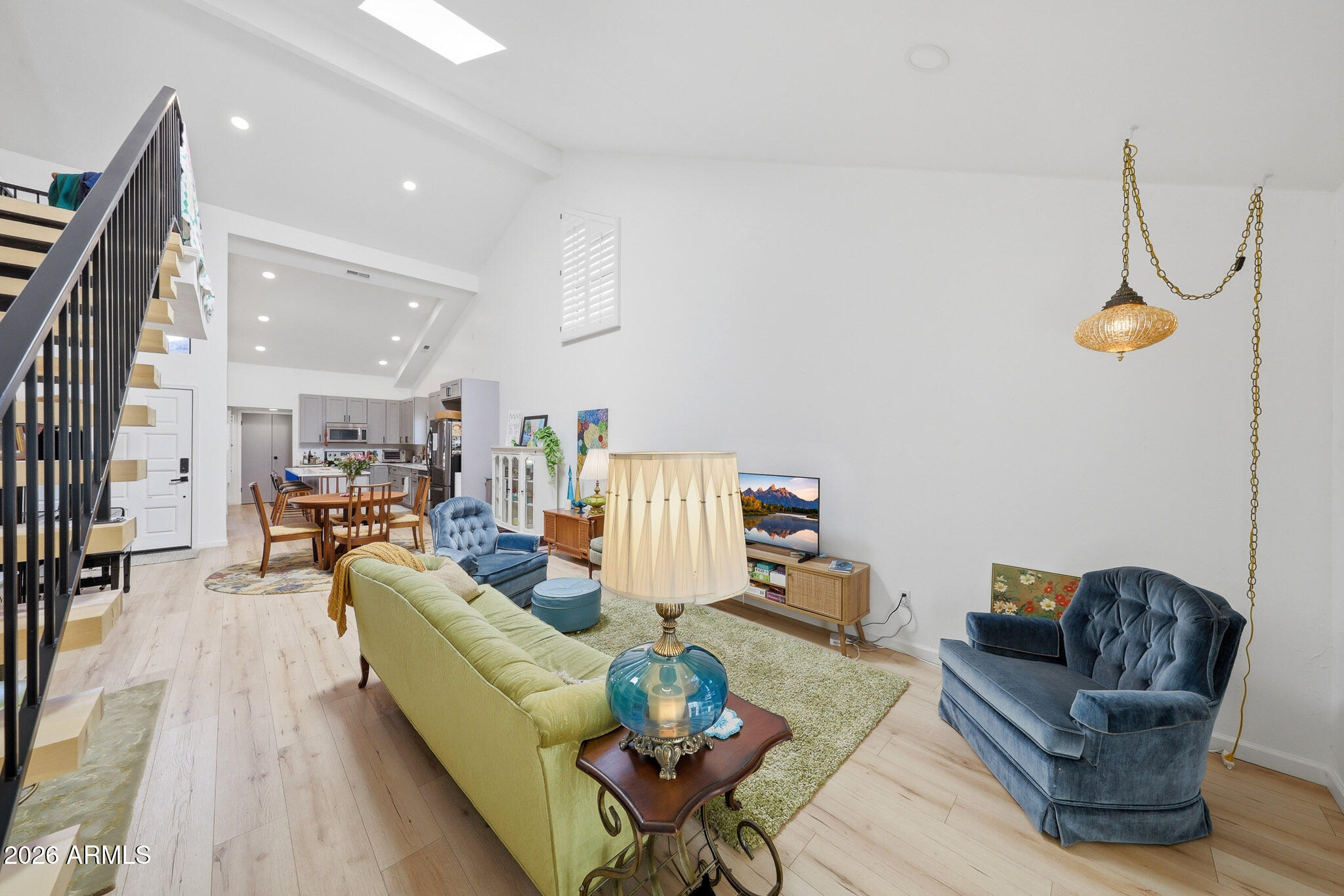 8540 N CENTRAL Avenue 1