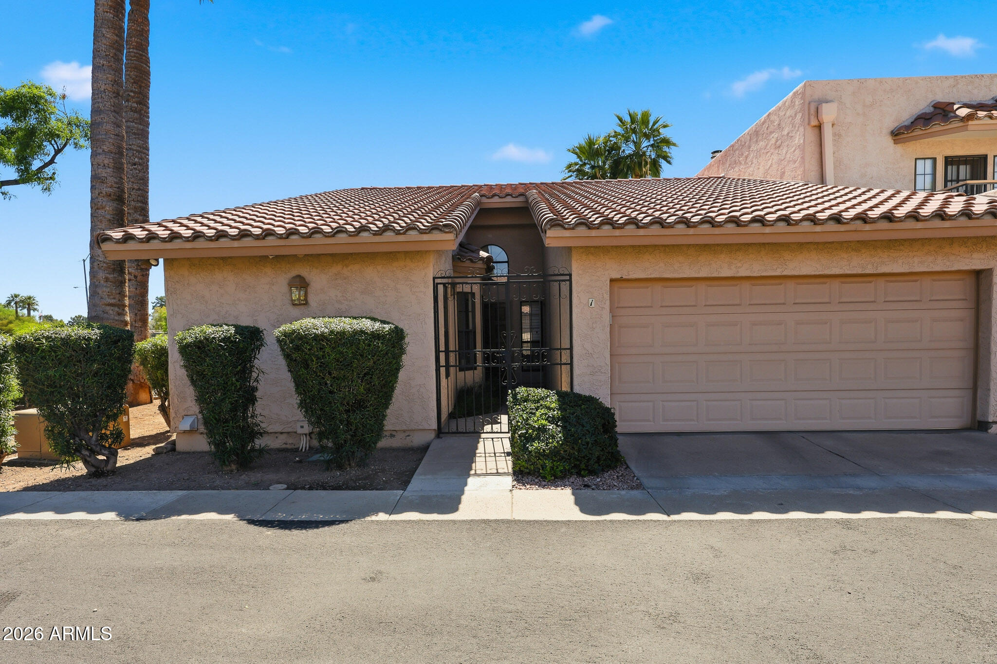 8540 N CENTRAL Avenue 1