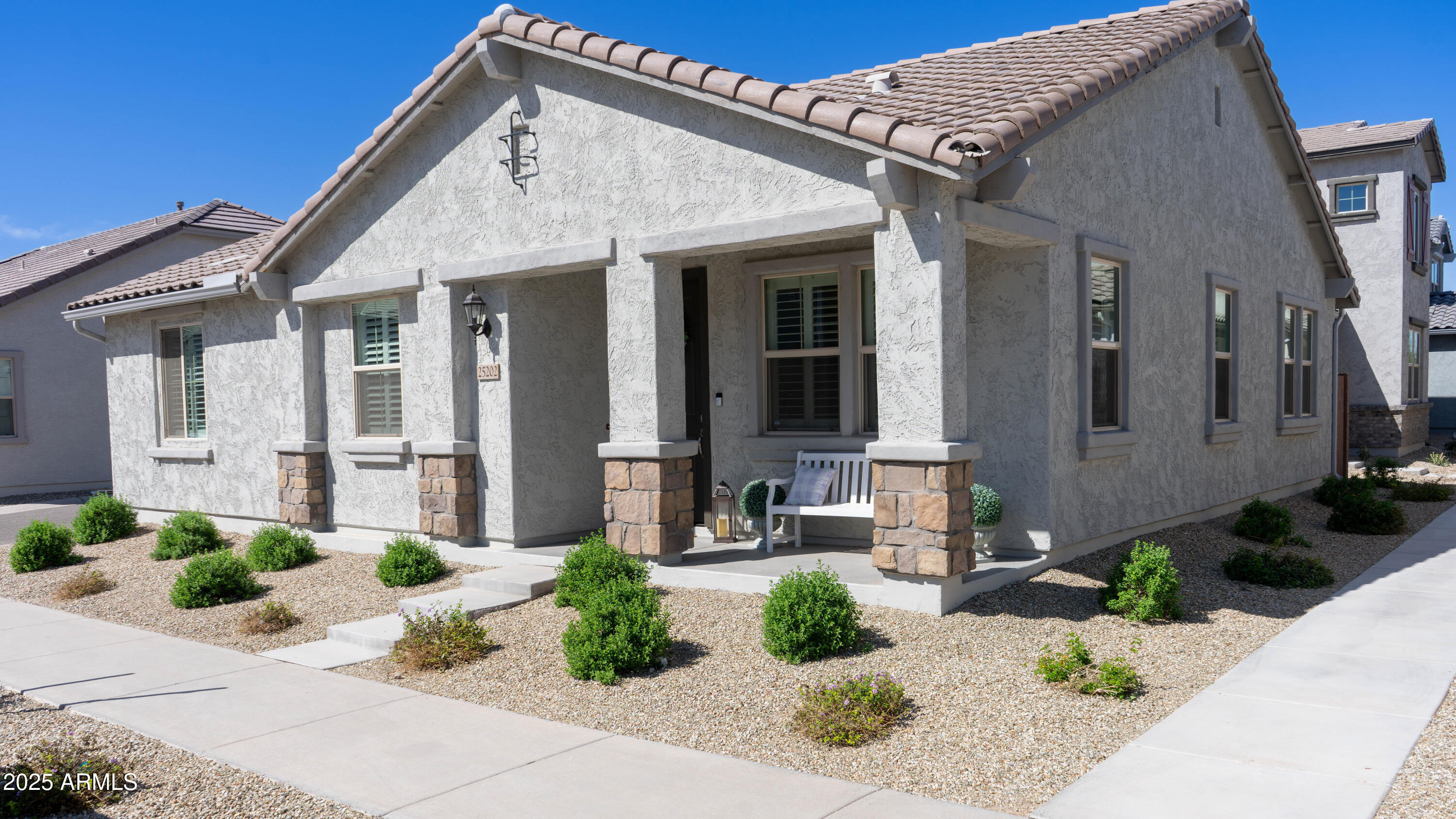 25202 N 142ND Drive