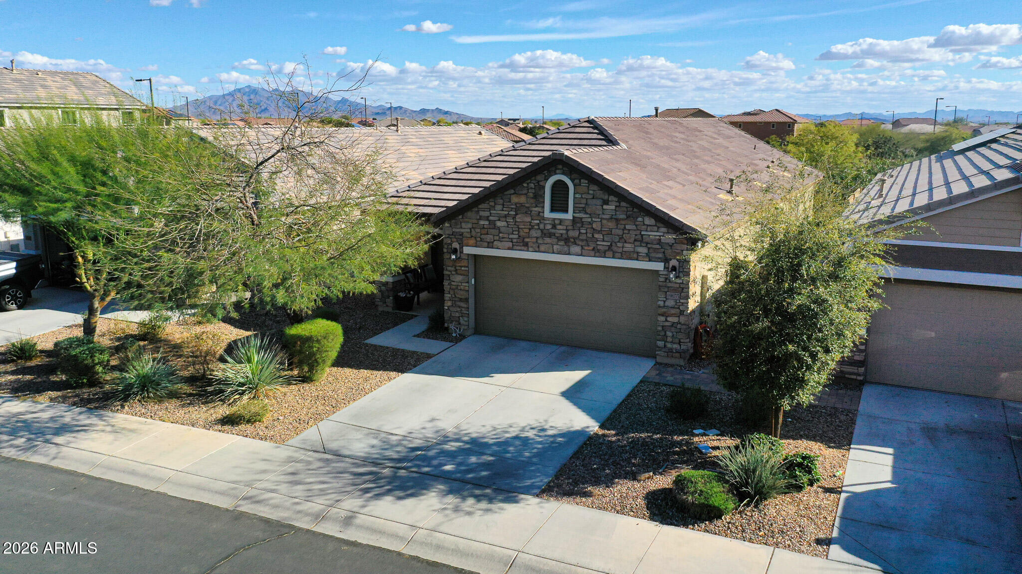 19655 W WOODLANDS Avenue