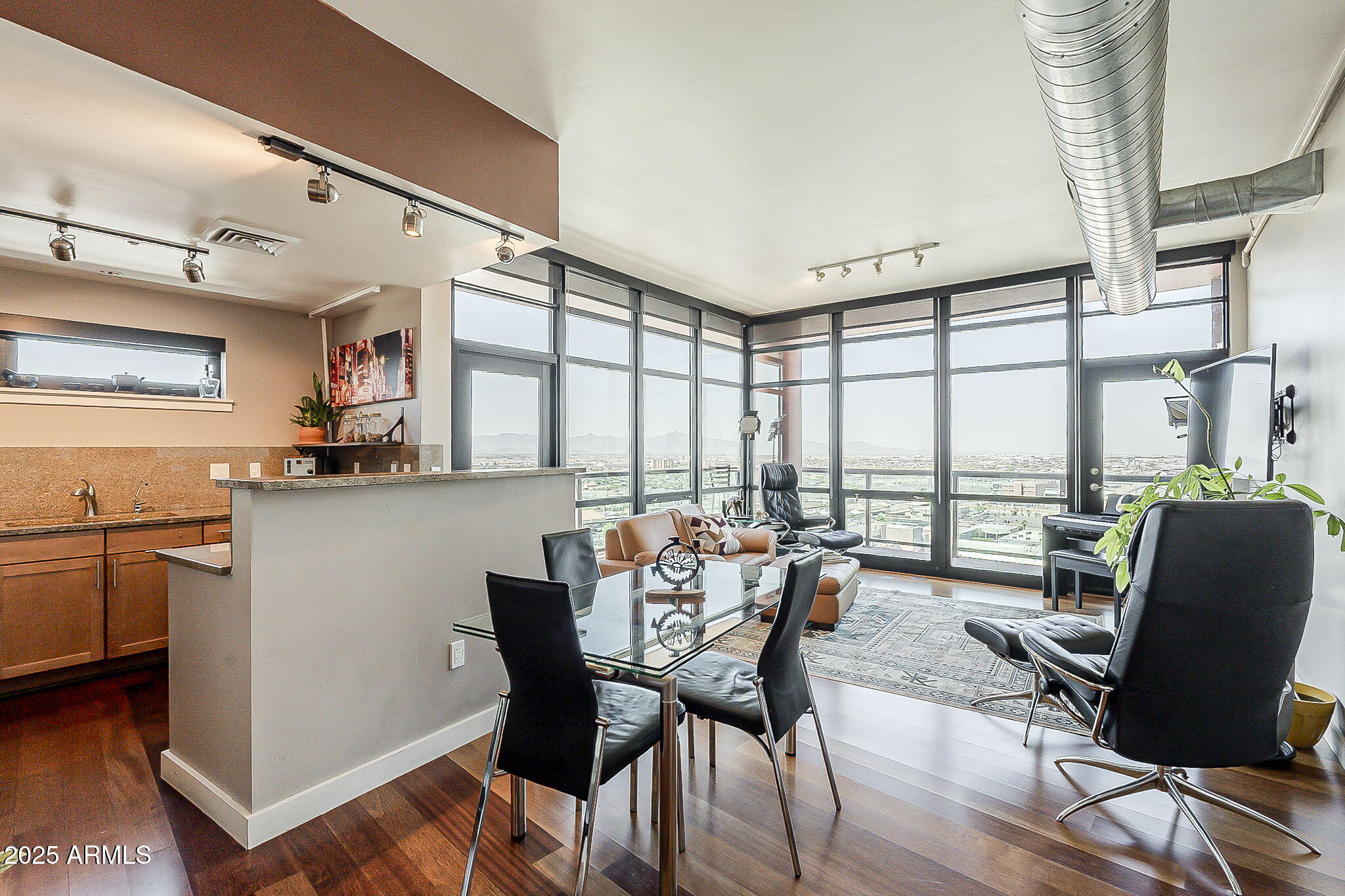 310 S 4th Street Unit 1601