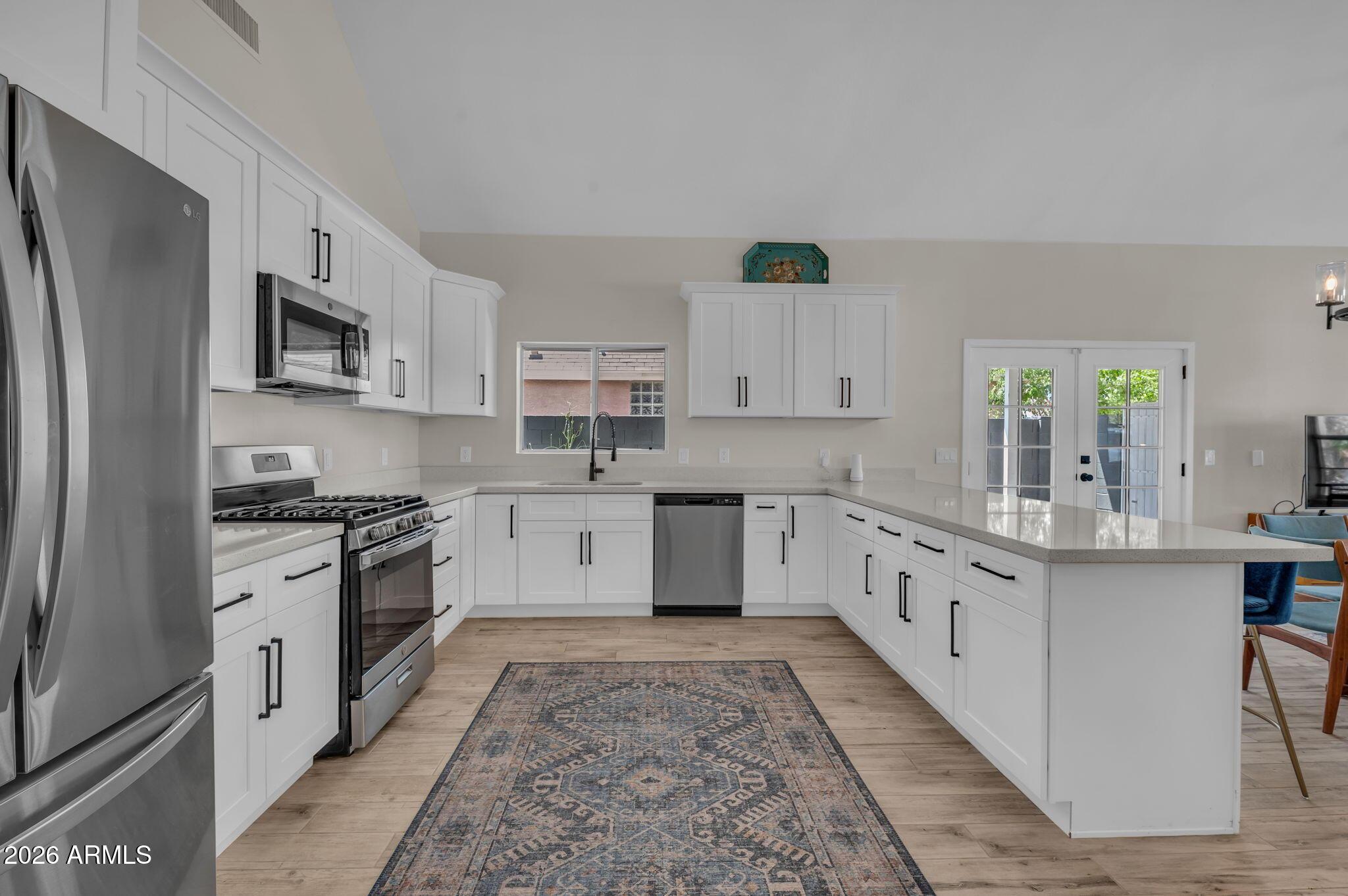 325 E Mitchell Drive