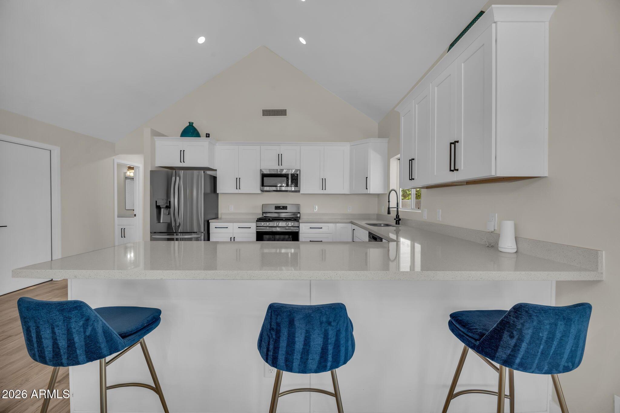 325 E Mitchell Drive