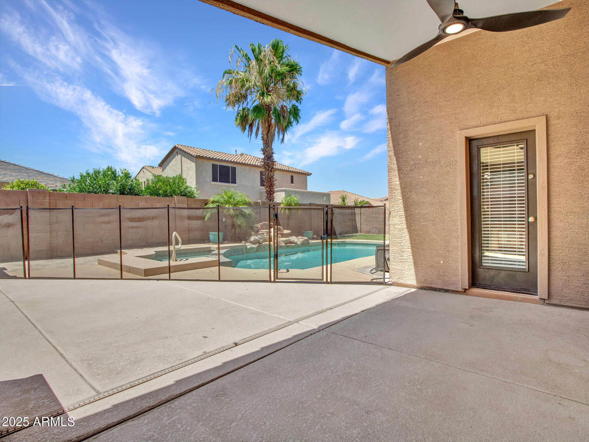 Goodyear, Arizona 85338, United States, 4 Bedrooms Bedrooms, ,2 BathroomsBathrooms,Residential,Pending,182383