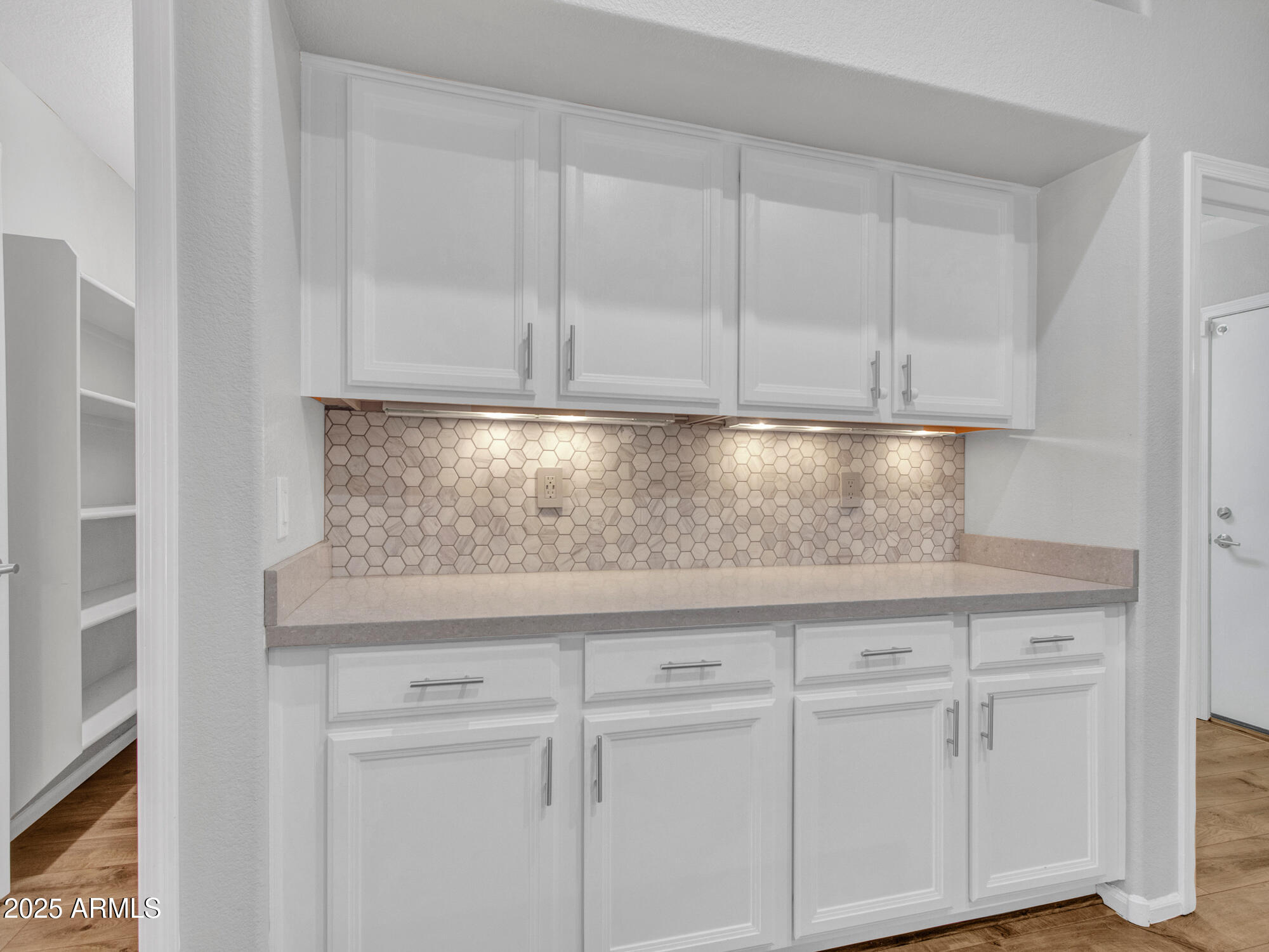 Goodyear, Arizona 85338, United States, 4 Bedrooms Bedrooms, ,2 BathroomsBathrooms,Residential,Pending,182383