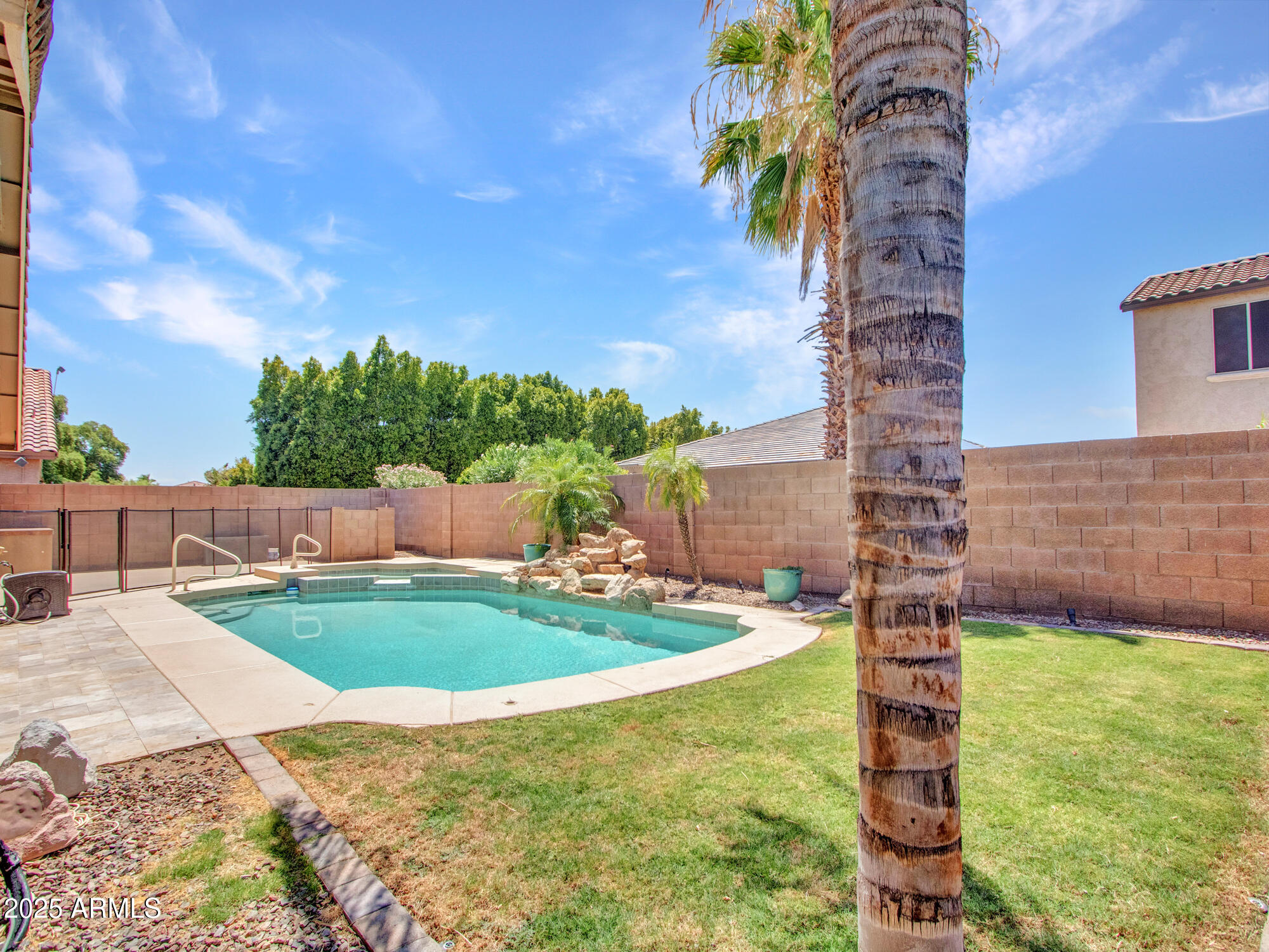 Goodyear, Arizona 85338, United States, 4 Bedrooms Bedrooms, ,2 BathroomsBathrooms,Residential,Pending,182383