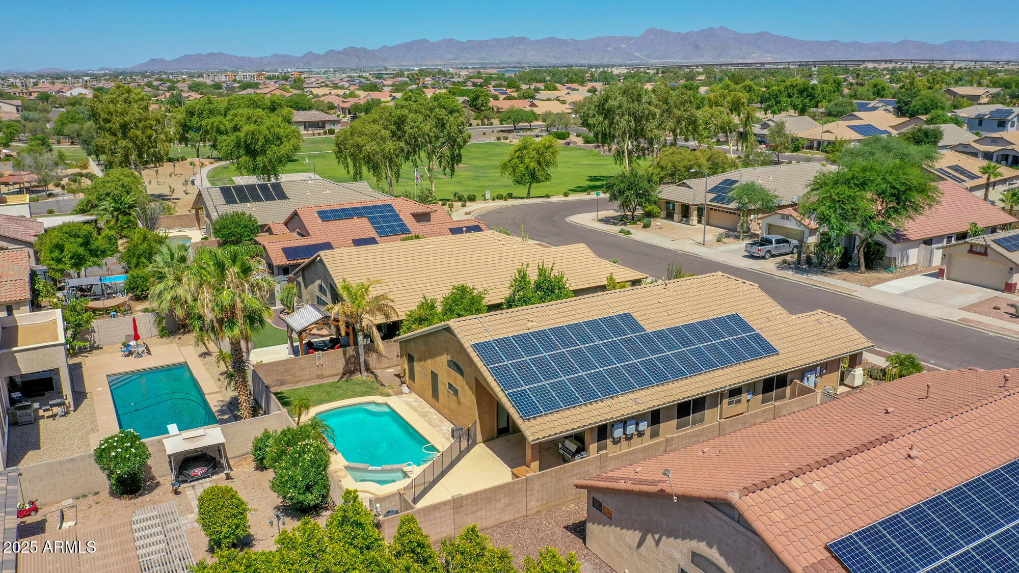 Goodyear, Arizona 85338, United States, 4 Bedrooms Bedrooms, ,2 BathroomsBathrooms,Residential,Pending,182383