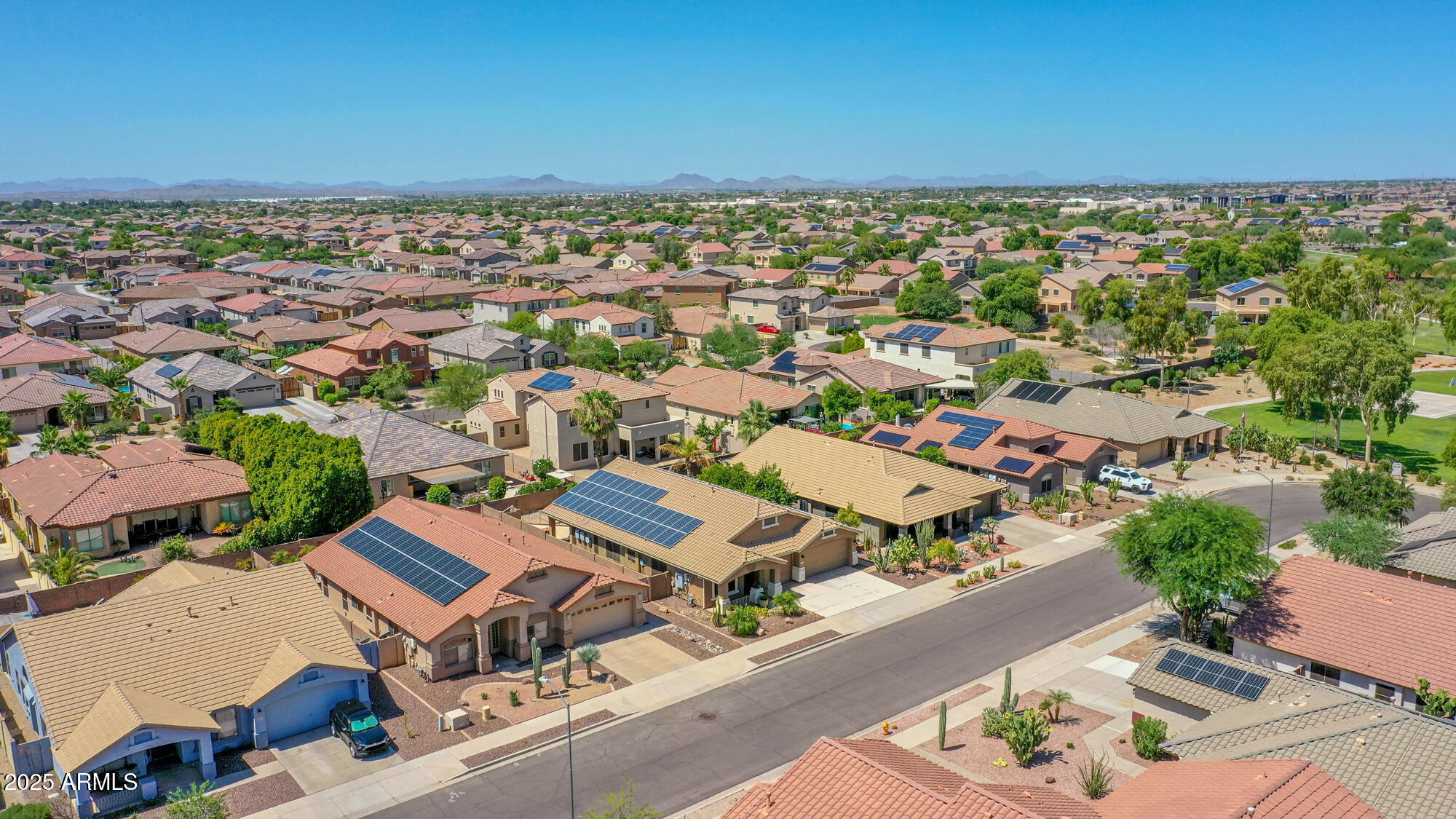 Goodyear, Arizona 85338, United States, 4 Bedrooms Bedrooms, ,2 BathroomsBathrooms,Residential,Pending,182383