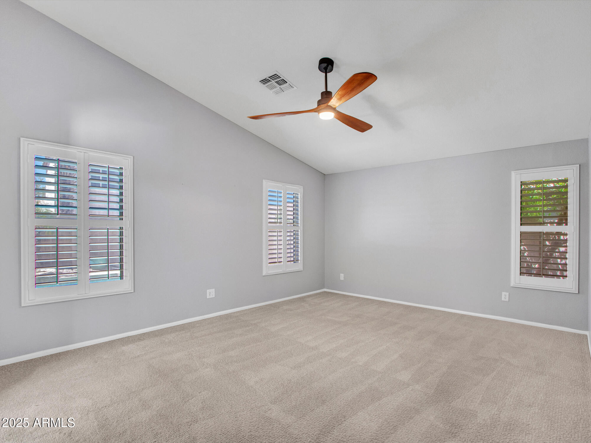 Goodyear, Arizona 85338, United States, 4 Bedrooms Bedrooms, ,2 BathroomsBathrooms,Residential,Pending,182383