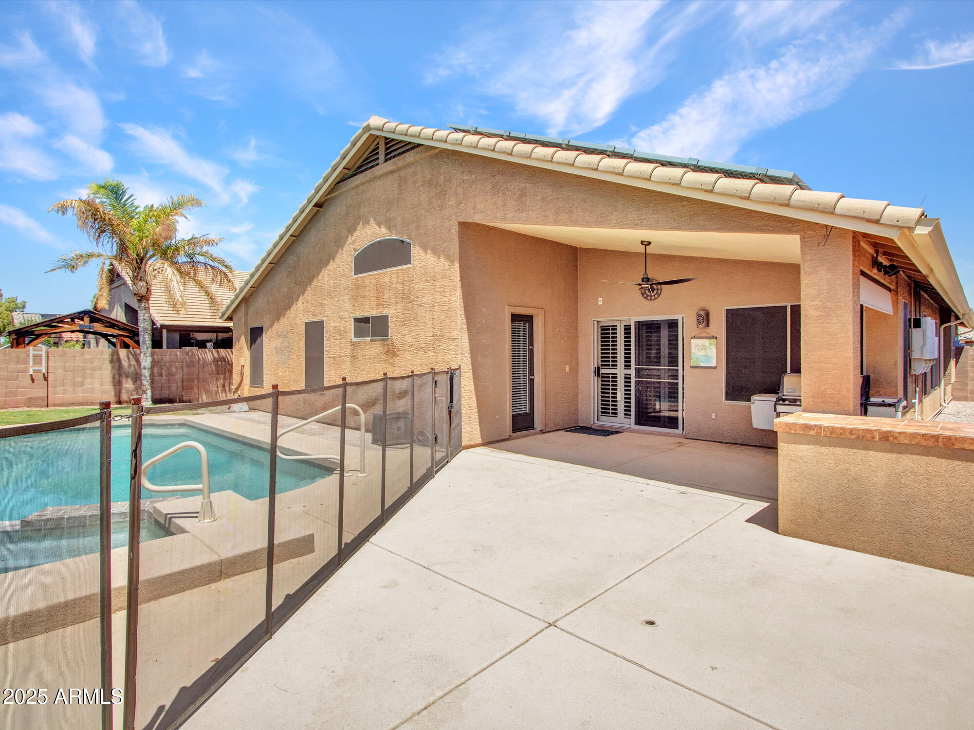 Goodyear, Arizona 85338, United States, 4 Bedrooms Bedrooms, ,2 BathroomsBathrooms,Residential,Pending,182383