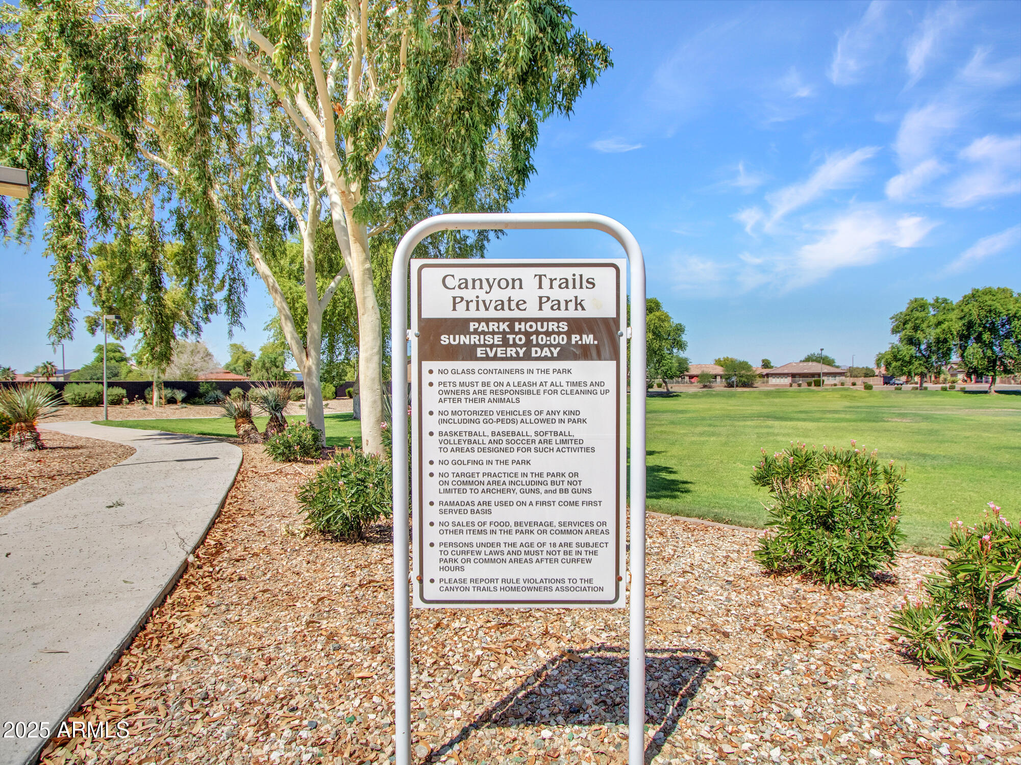 Goodyear, Arizona 85338, United States, 4 Bedrooms Bedrooms, ,2 BathroomsBathrooms,Residential,Pending,182383