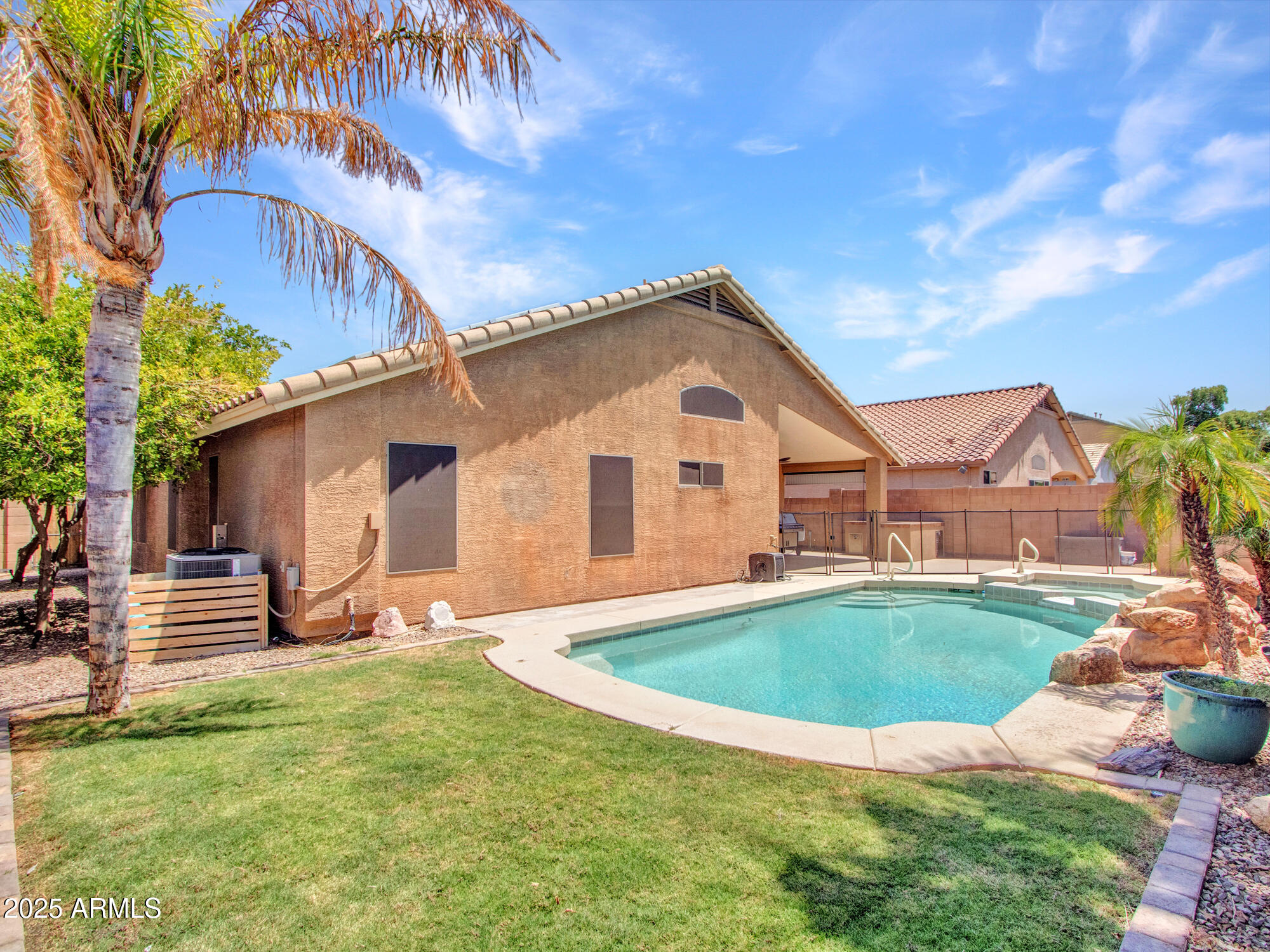 Goodyear, Arizona 85338, United States, 4 Bedrooms Bedrooms, ,2 BathroomsBathrooms,Residential,Pending,182383