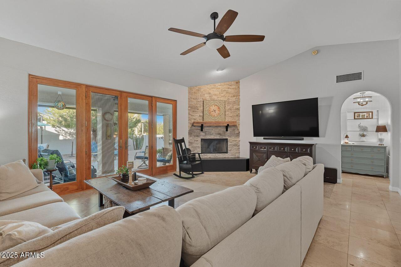 16413 N DIXIE MINE Trail
