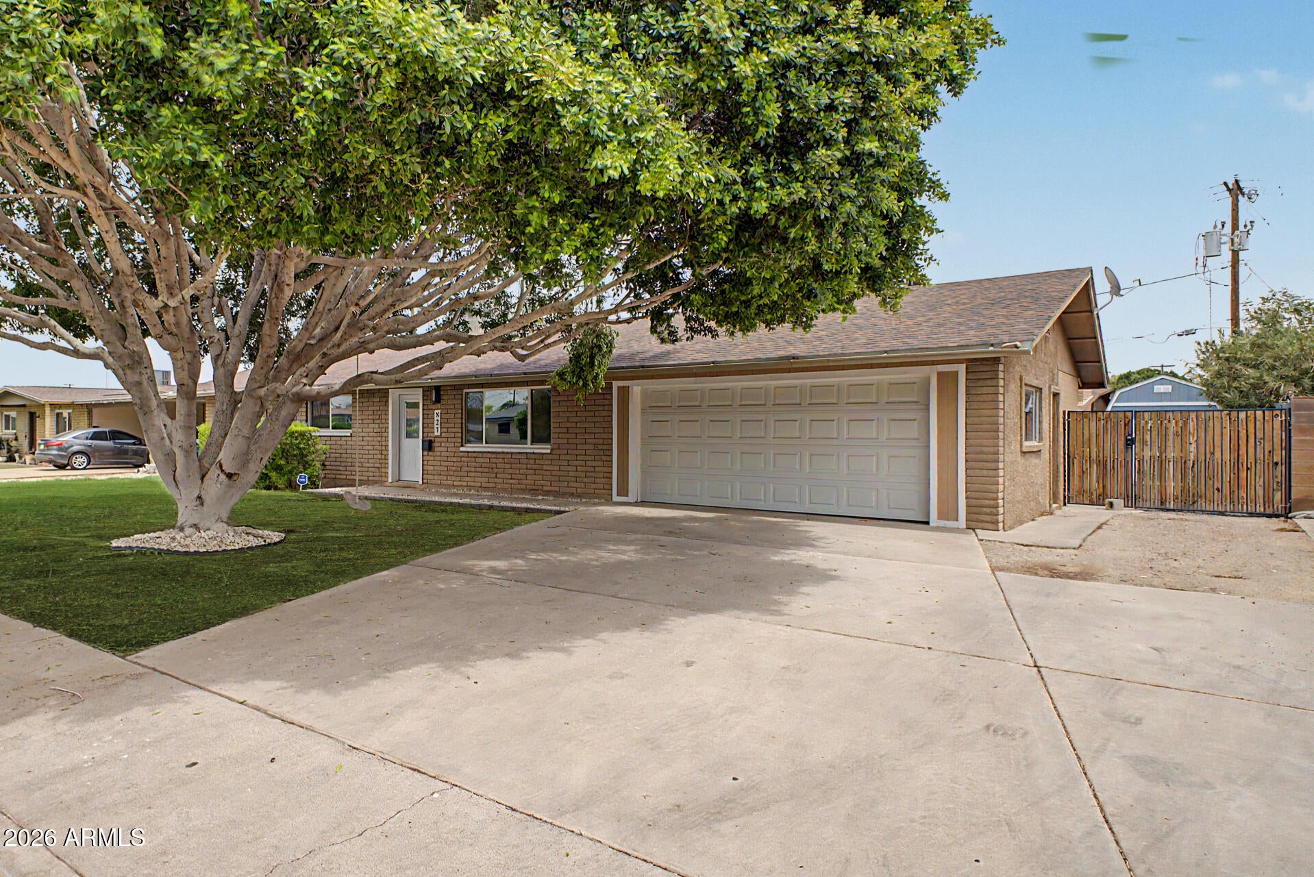 827 N LESUEUR --