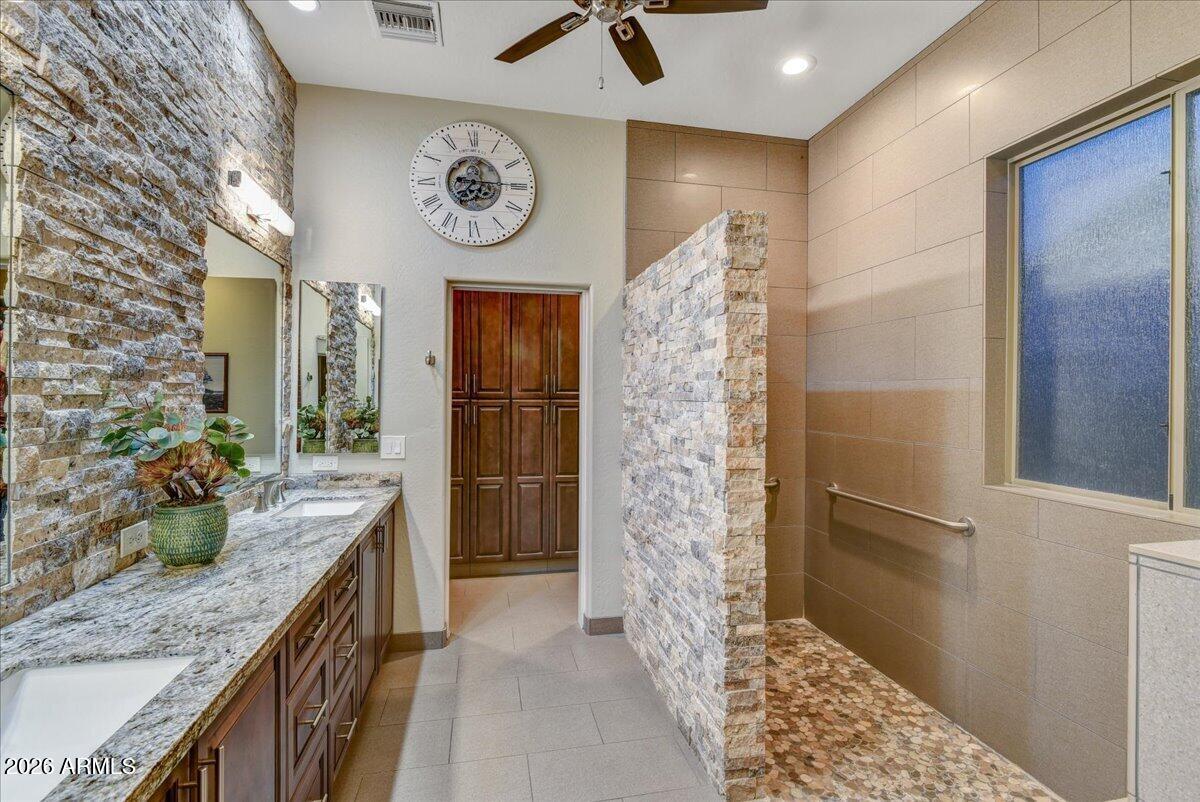 Superstition Foothills - Residential