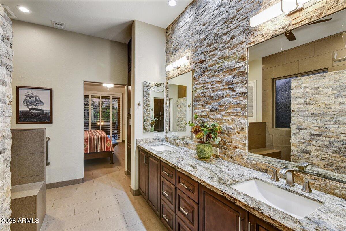 Superstition Foothills - Residential