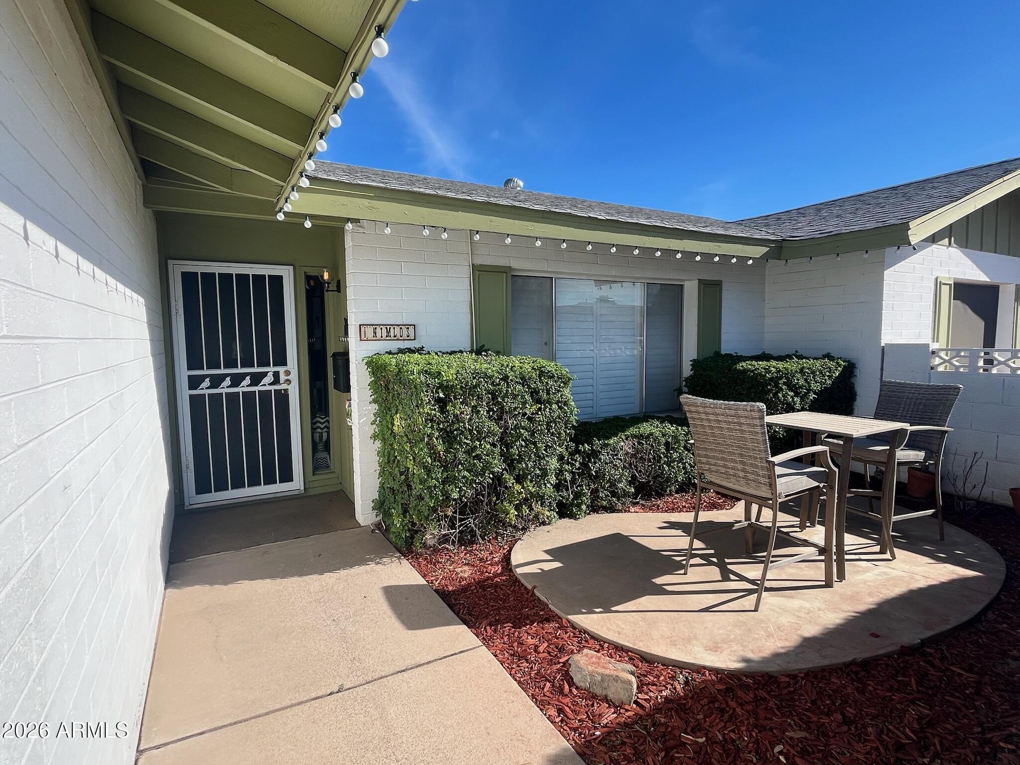 8220 E MONTEBELLO Avenue