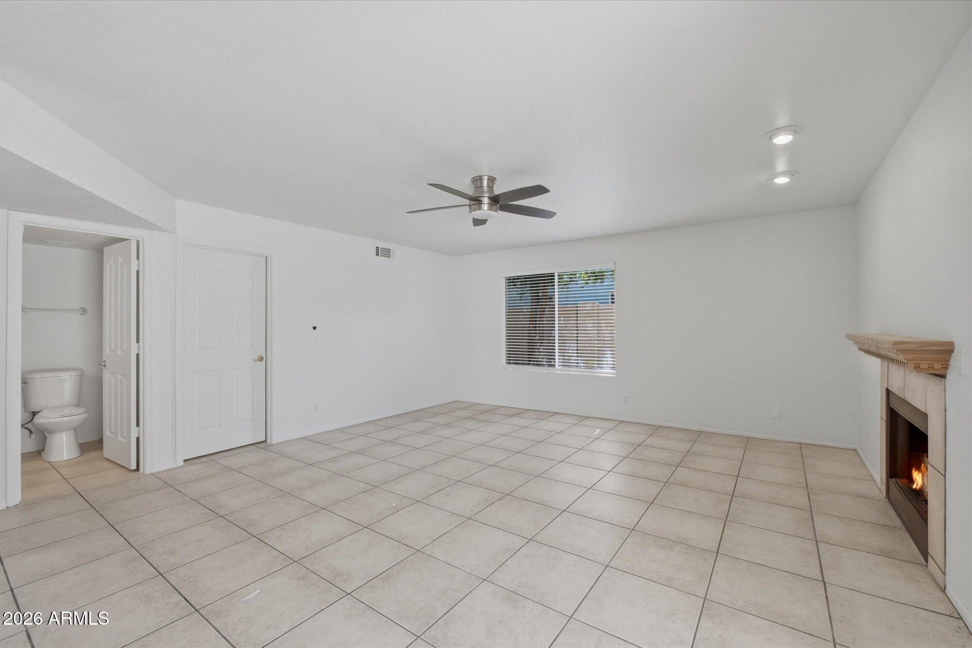 202 S Del Pueblo Street