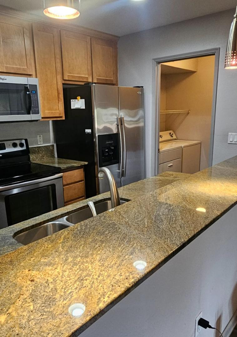 4704 E Paradise Village Parkway N 121